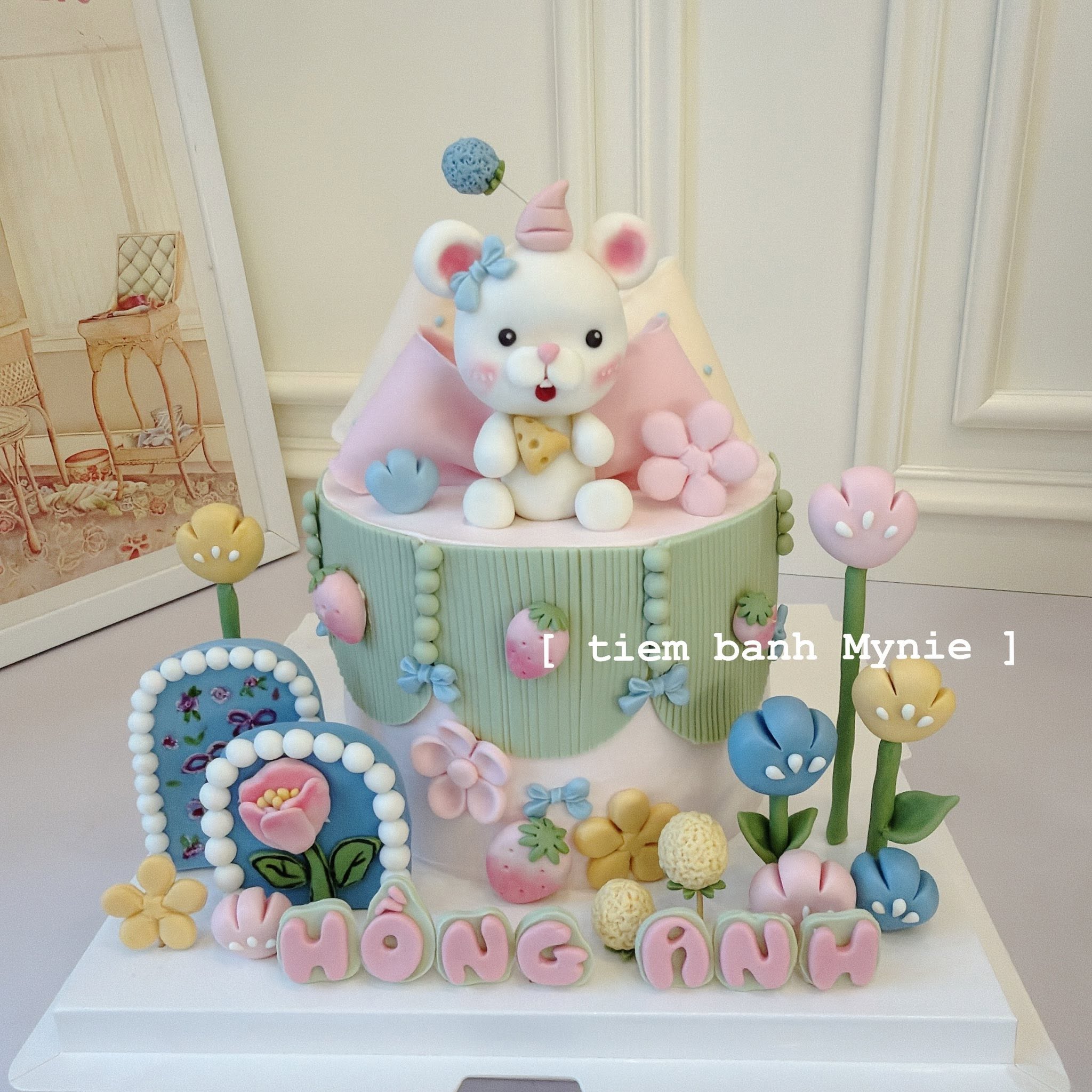 Bánh thôi nôi, bánh cho bé gái tone hồng mix xanh lá