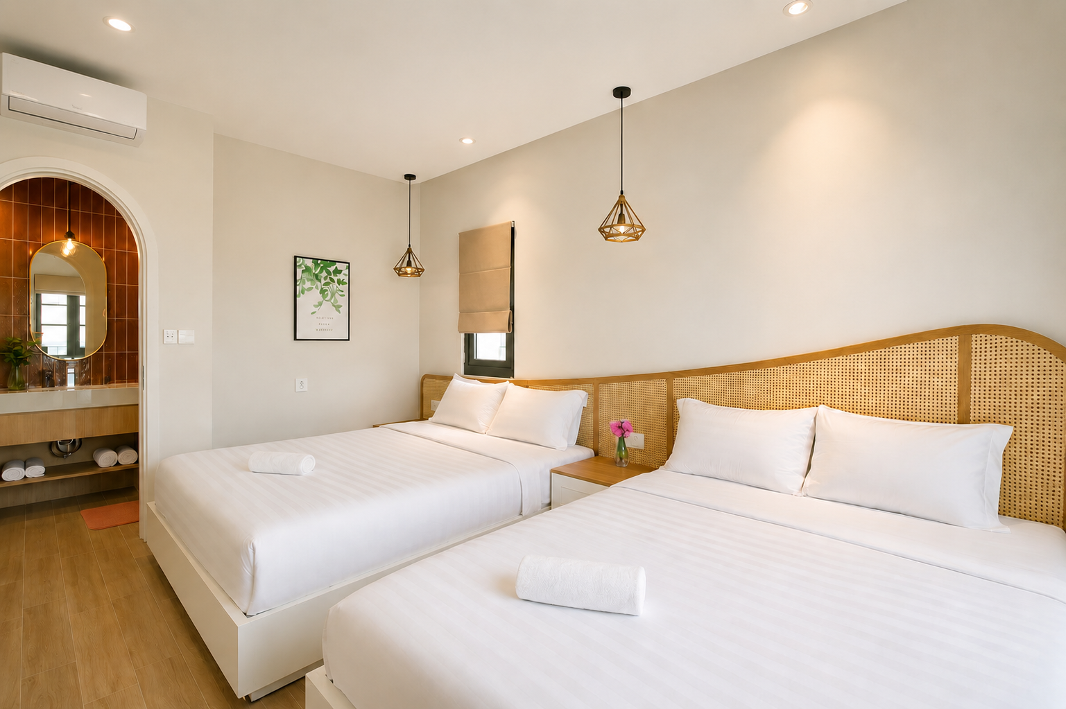 The_Moon_Villa_Bedroom_4000px_Airbnb