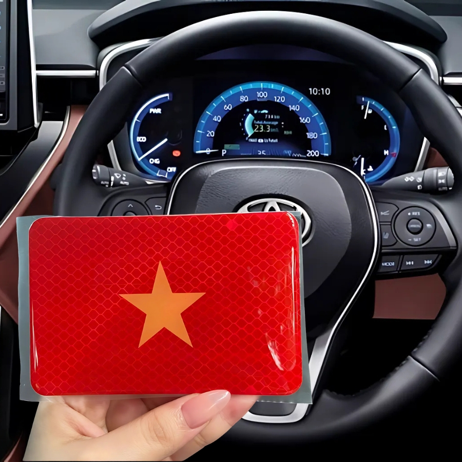 Tem Cờ Việt Nam Phản Quang Dán Ô Tô, Xe Máy (8x12cm)_thumbnail_2