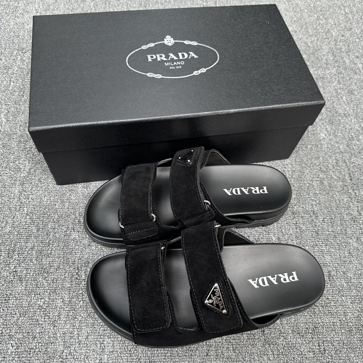 Dép PRADA