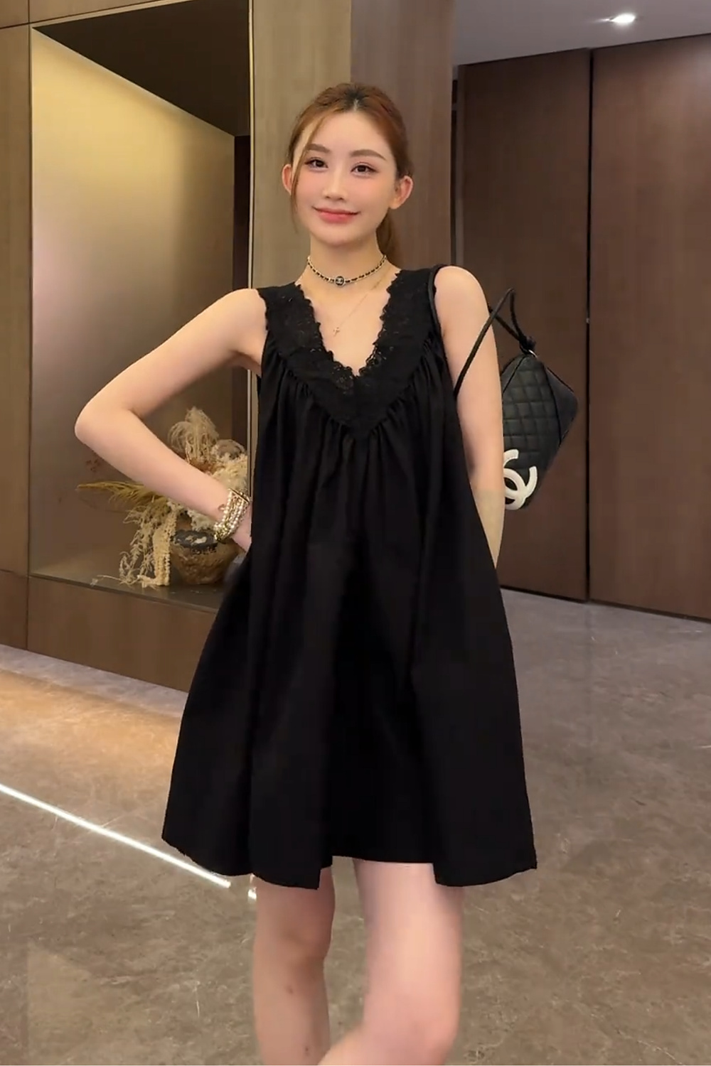 MV102 - Đầm Đen Hai Dây Viền Ren Dáng Xòe Nữ Tính_thumbnail_2
