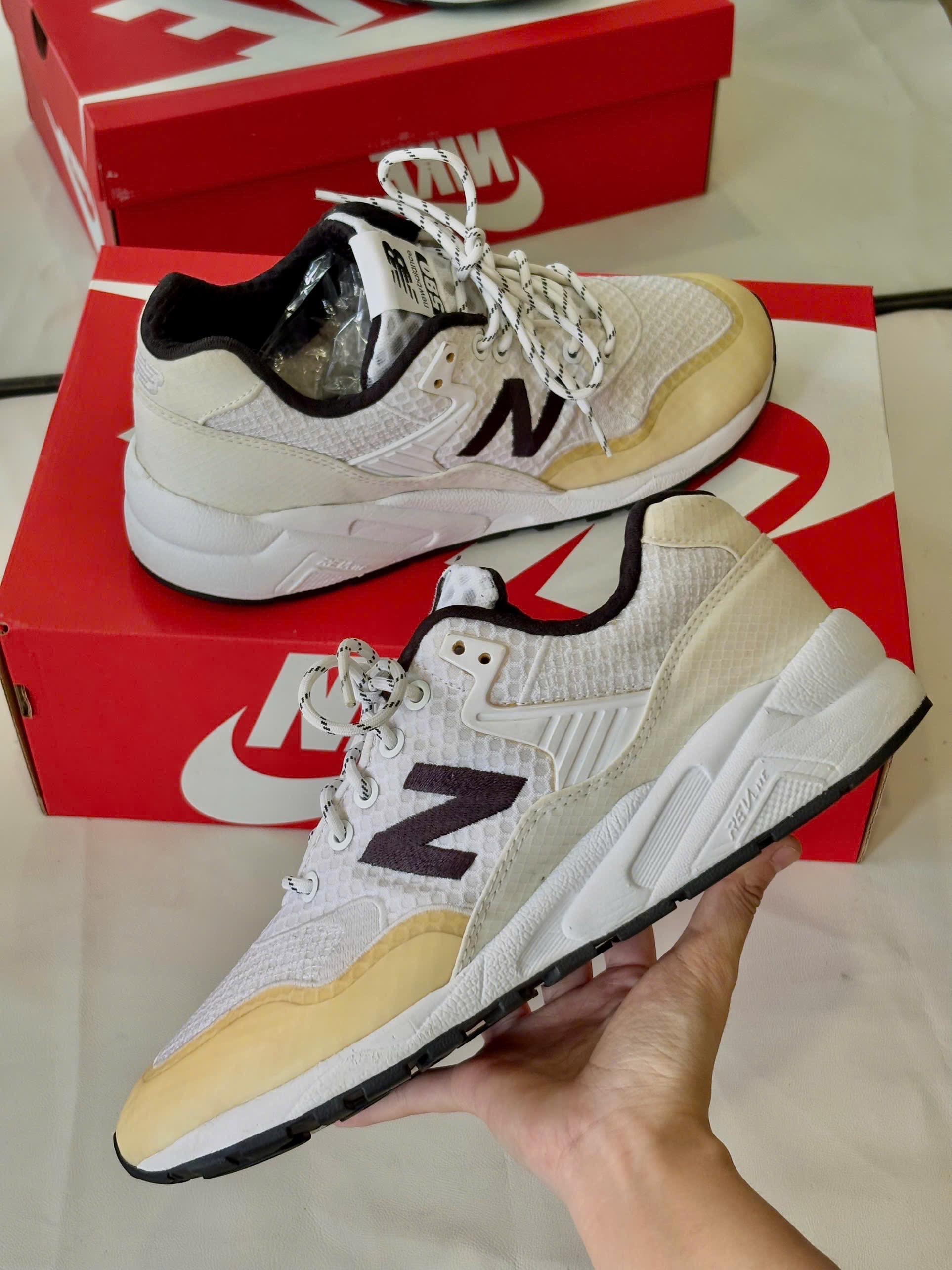New Balance 580 Re-Engineered MRT580NE