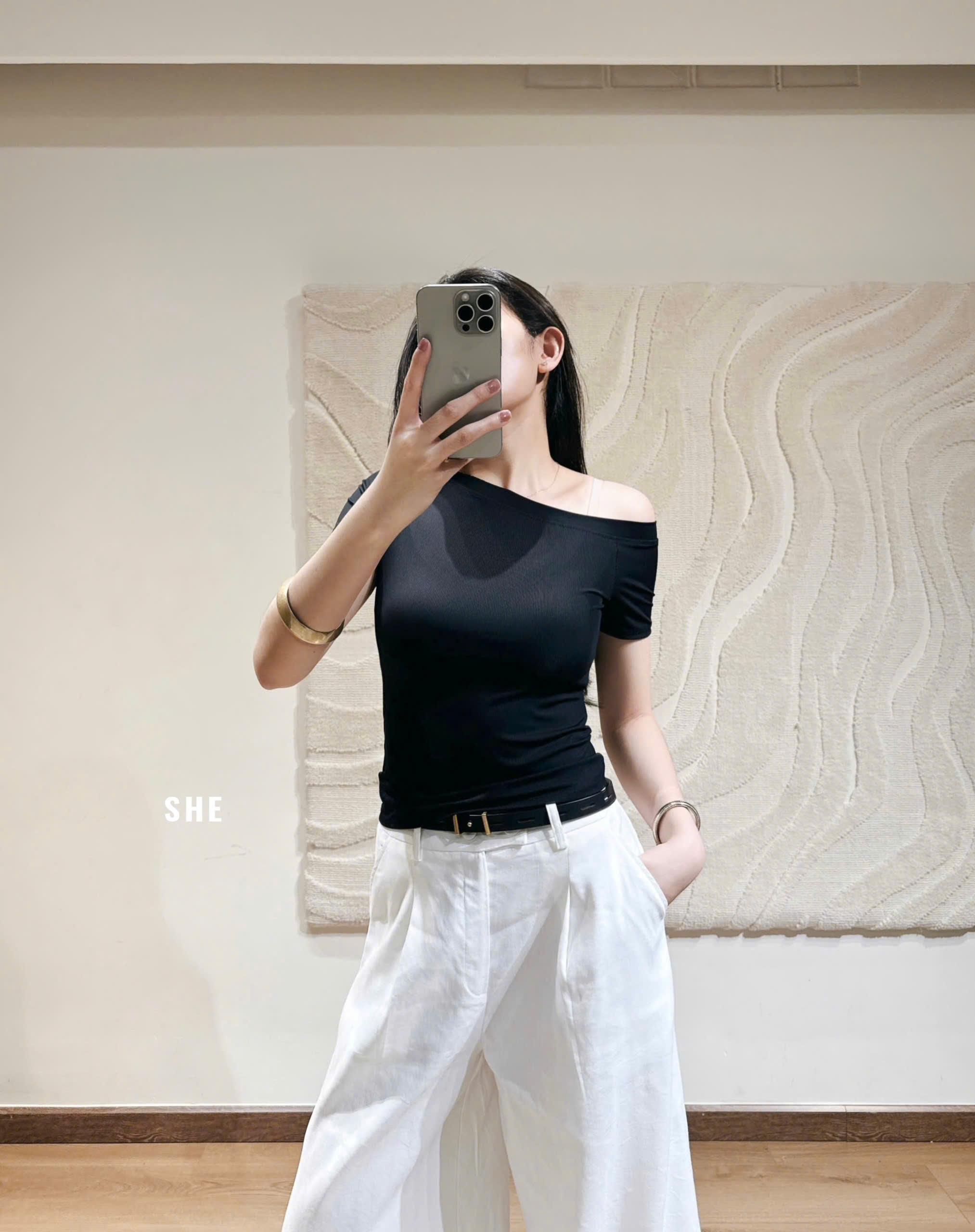 J126 ÁO KIỂU TAY NGẮN_thumbnail_4