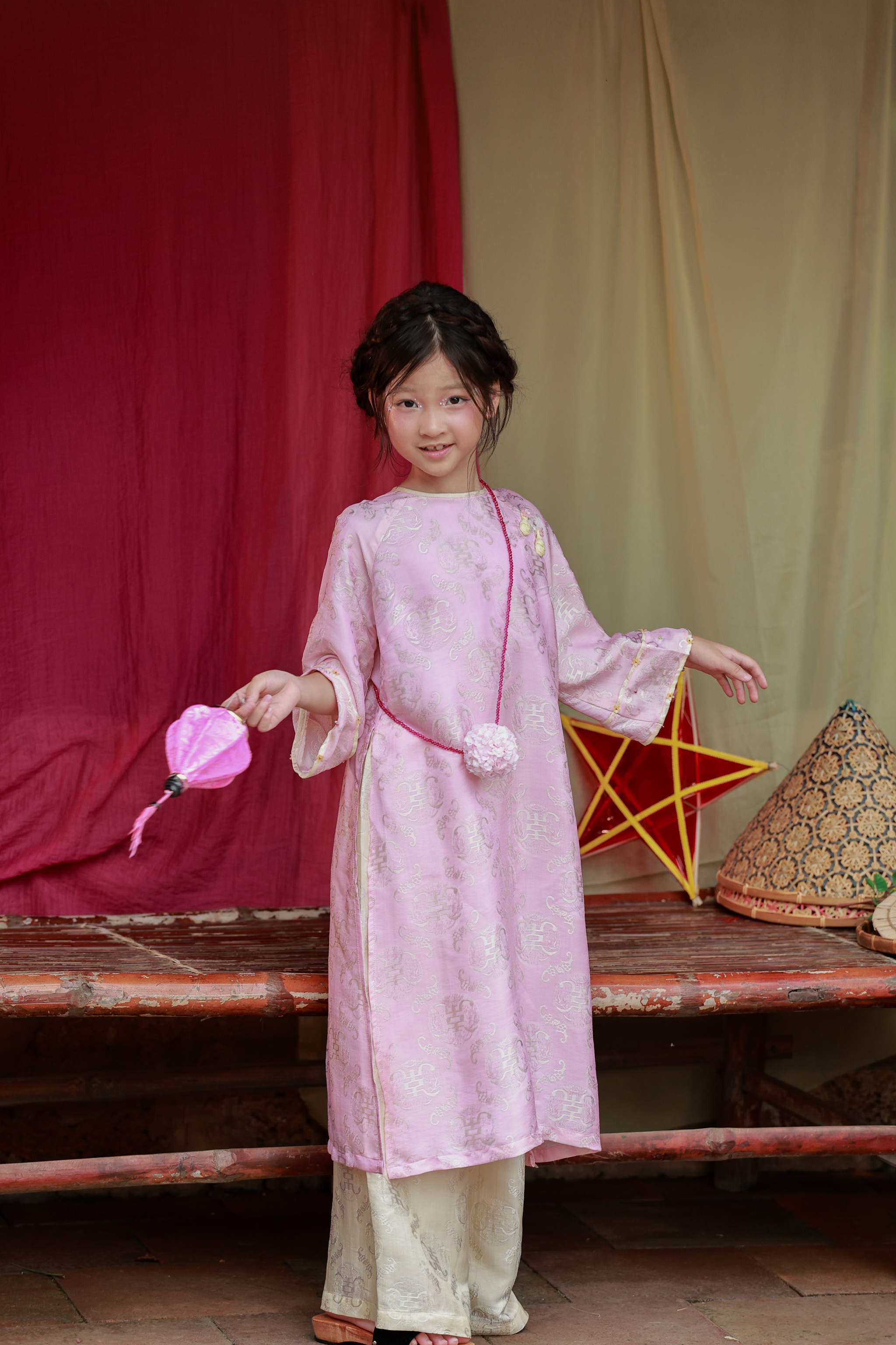 Như Vân - Áo Dài Bé Gái