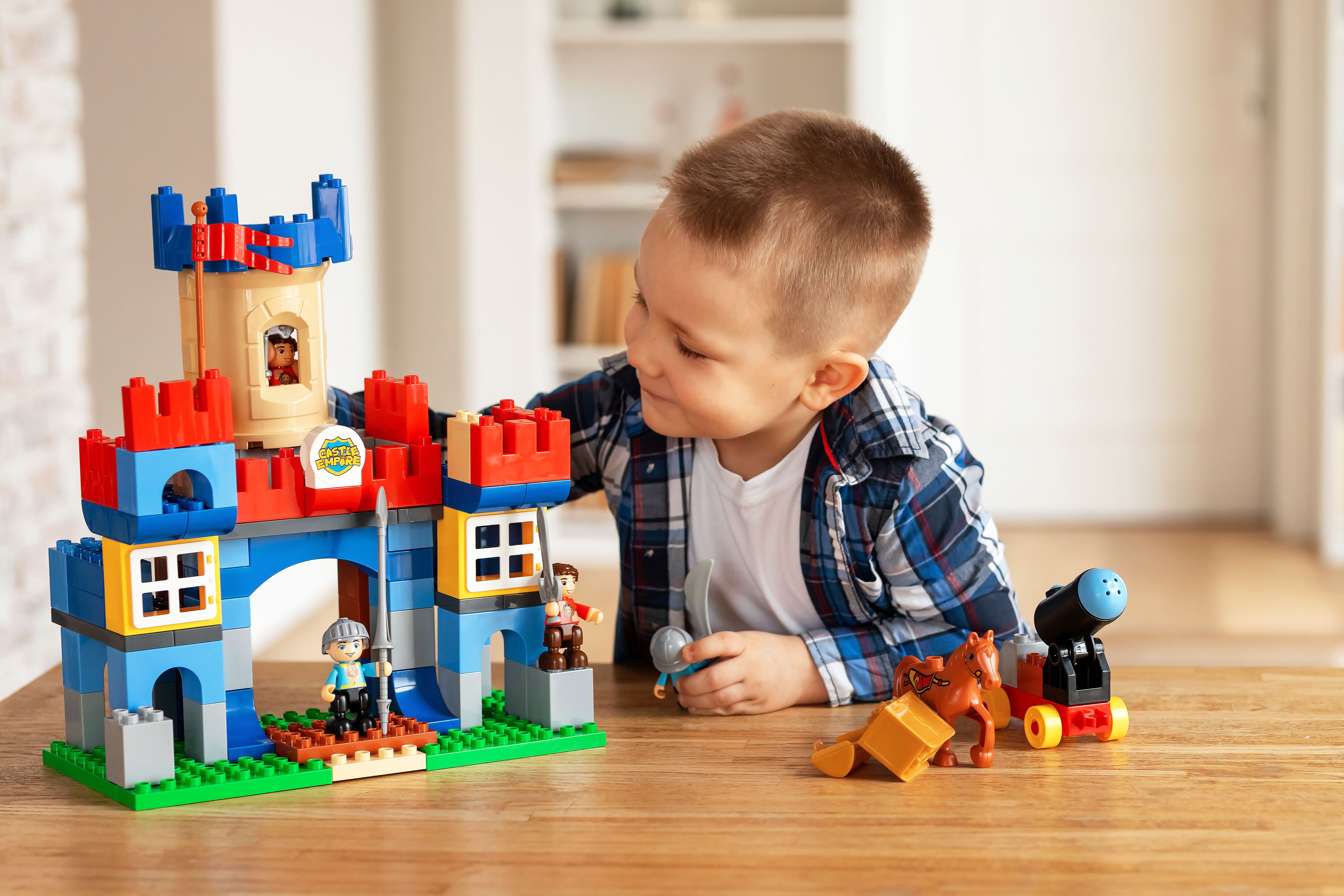 Review mô hình Modular phố cổ: Trải nghiệm hoàn thiện set 2.500 mảnh