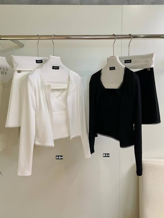 Lucas - Set váy 2 dây ngực đan chéo viền ren chân xòe A ngắn + áo khoác cardigan viền ren_thumbnail_2
