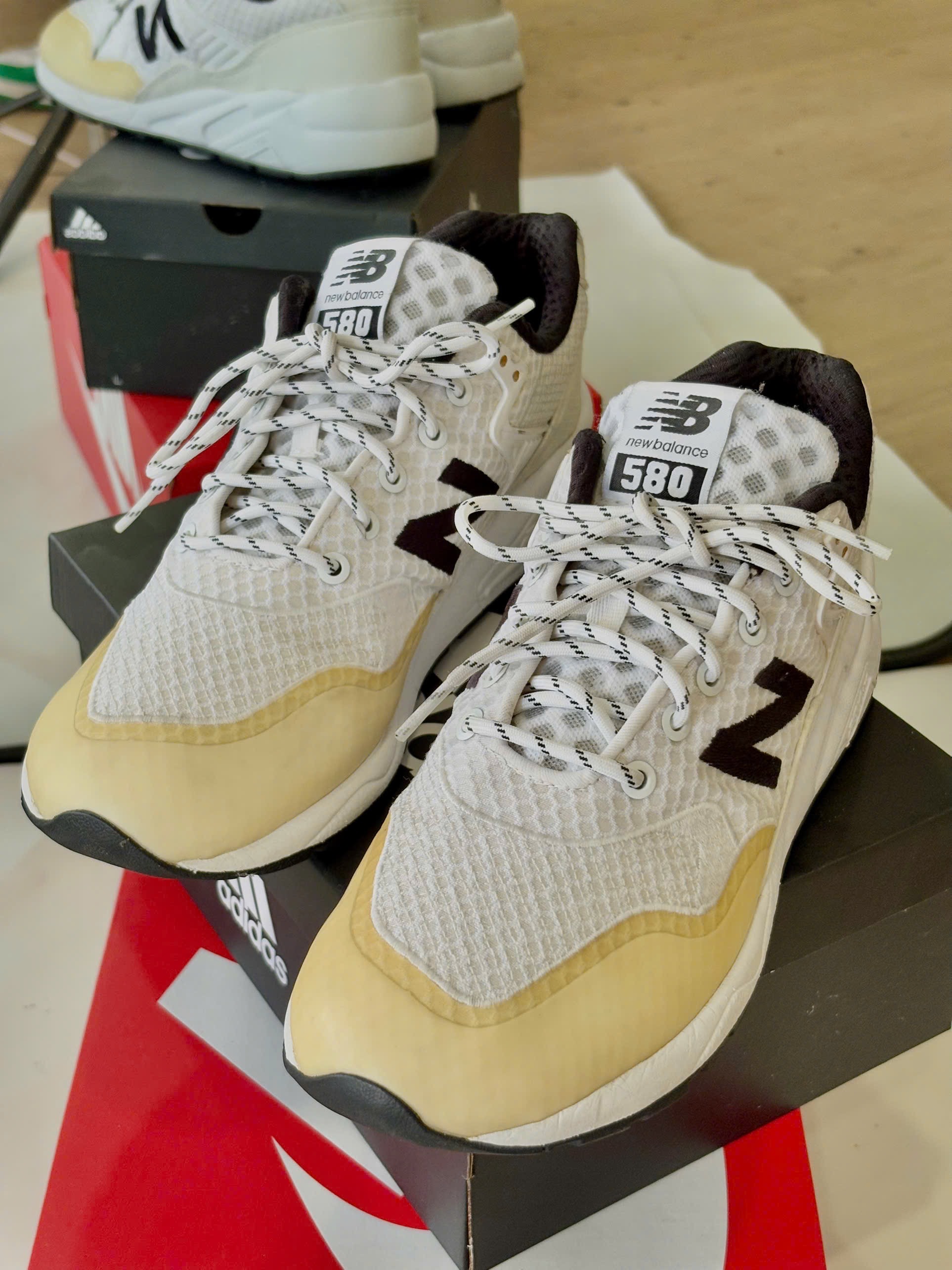 New Balance 580 Re-Engineered MRT580NE