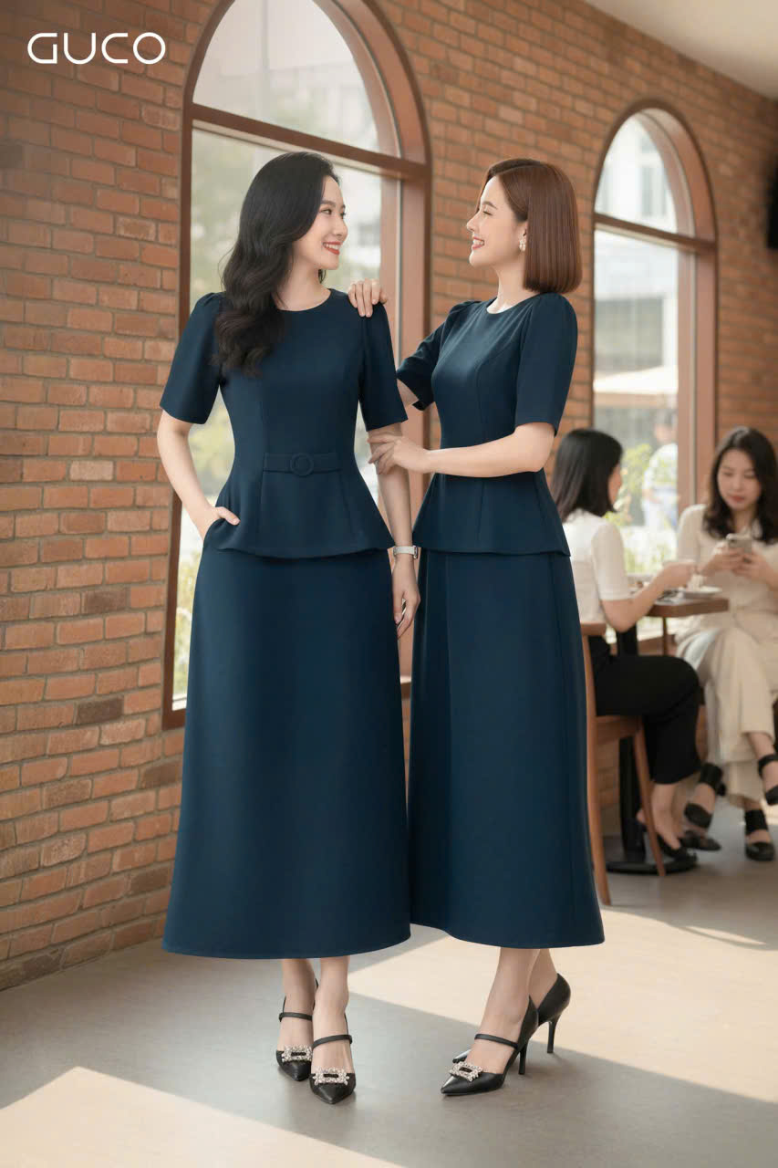 CHẤN VÁY XÒE DÁNG DÀI - CỔ VỊT
