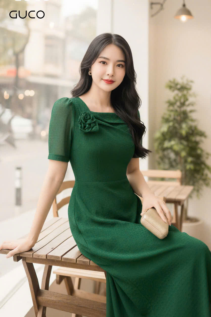 ĐẦM XÒE CỔ VUÔNG ĐÍNH HOA - XANH