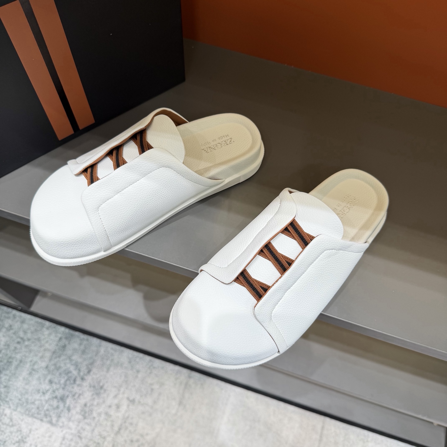 Sục Zegna_thumbnail_7