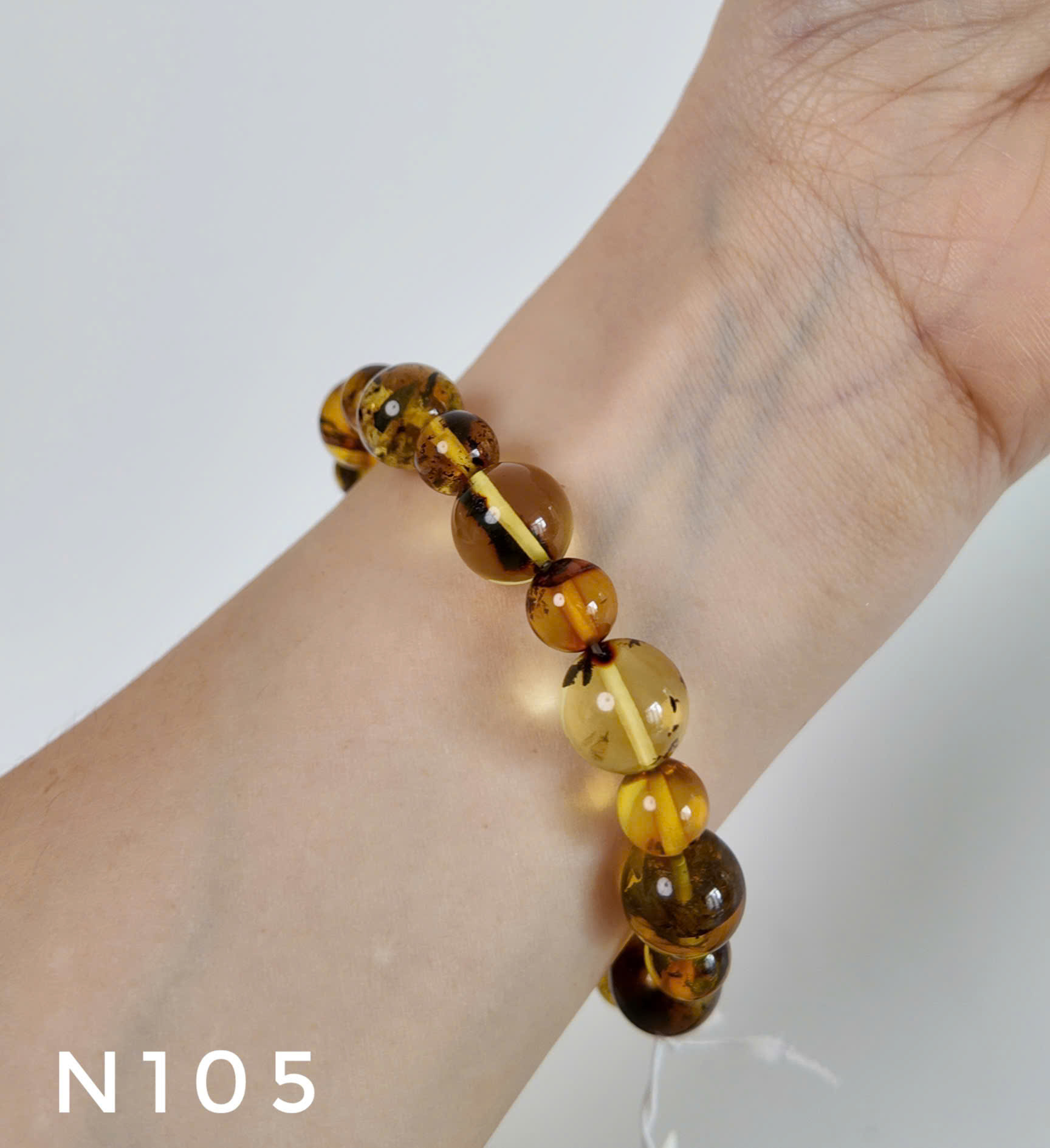 Vòng Tay Hổ Phách Đa Sắc Mix Rêu Hạt Tròn – N105_thumbnail_3