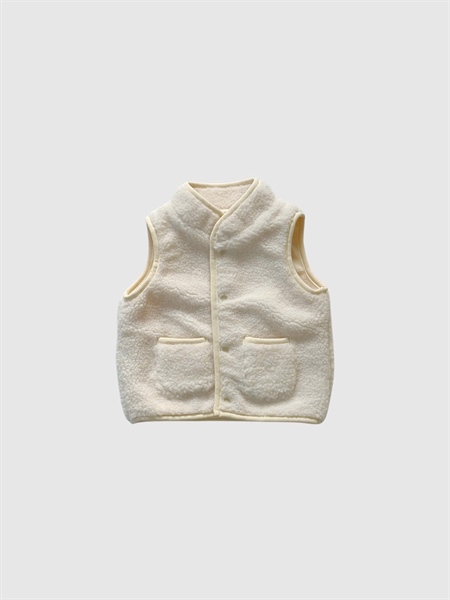 Cloudy Sheep Gilet 25