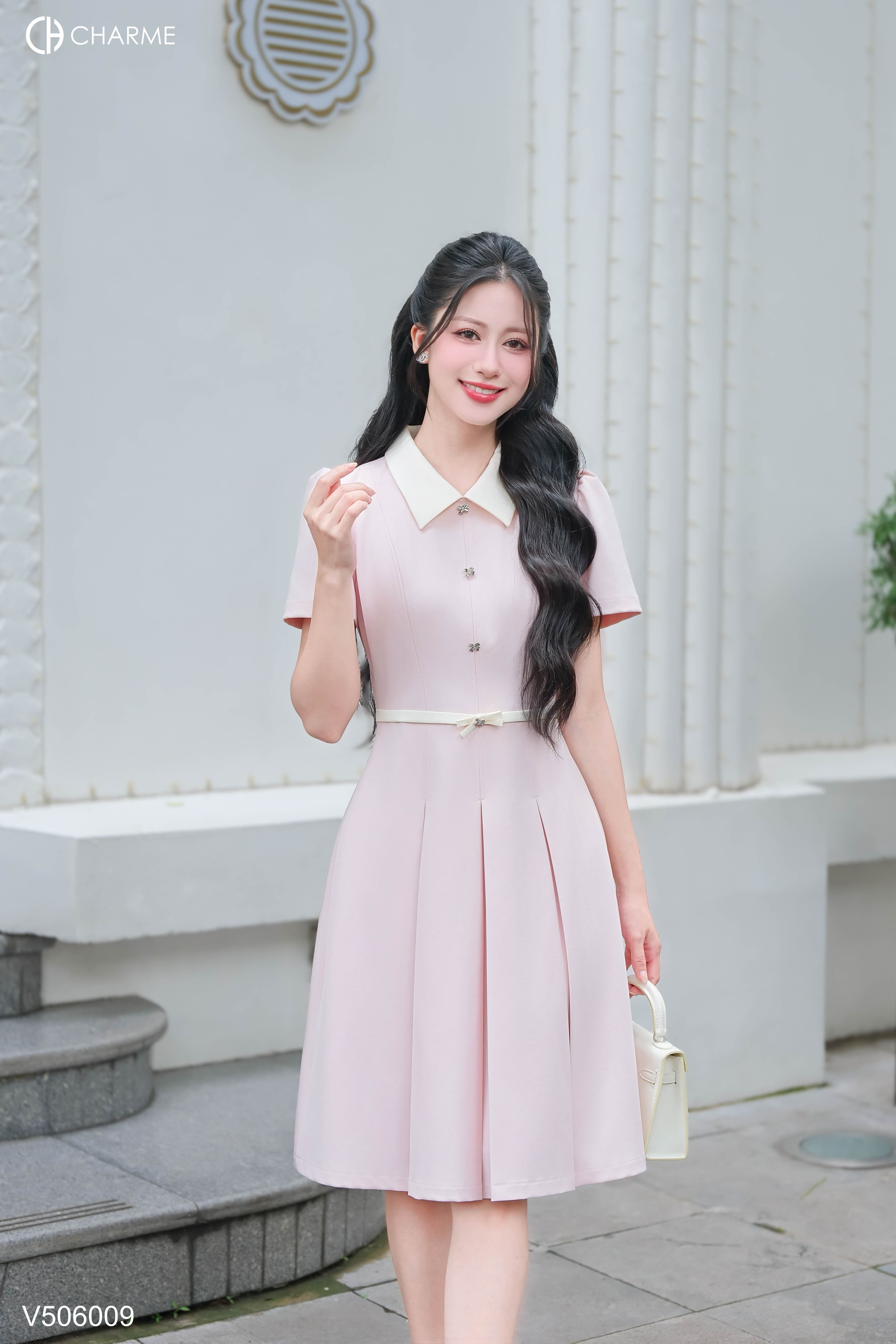 Váy liền phối cổ V nơ eo 506009_thumbnail_7