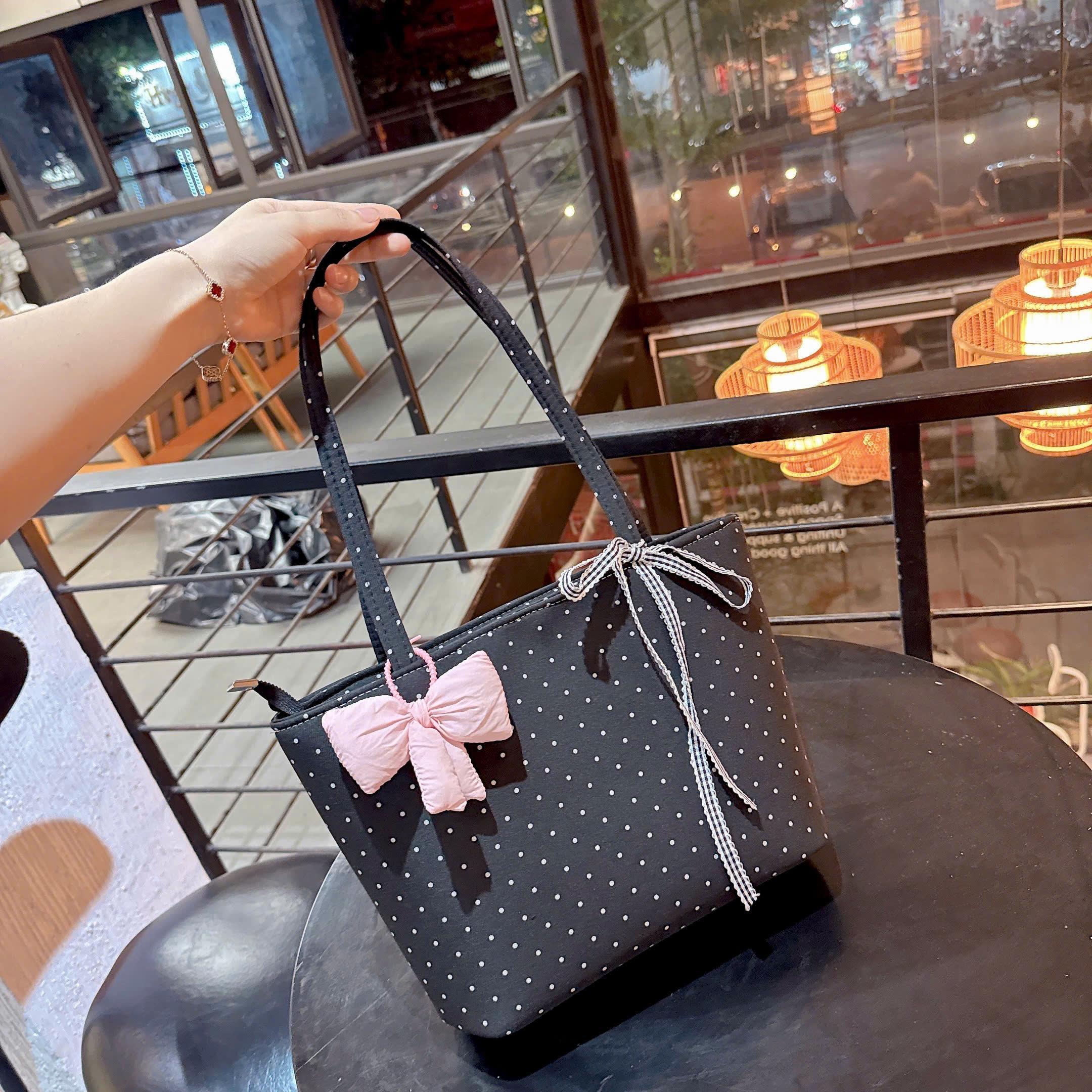 [Tặng 2 Charm] Túi Tote Đeo Vai Nữ Họa Tiết Hoạt Hình Cute - Túi Xách Học Sinh Sinh Viên Phối Nơ Điệu Đà CUN328_thumbnail_7