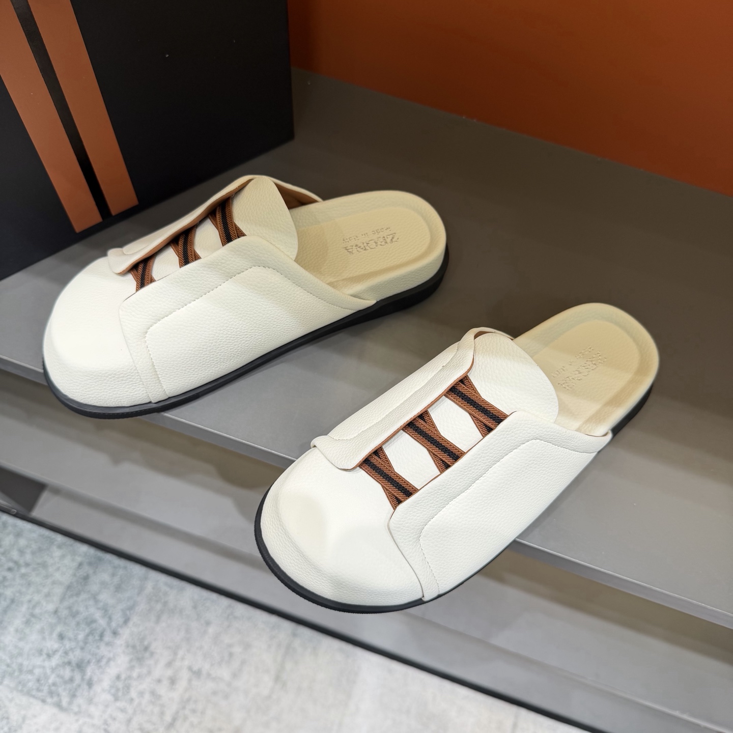 Sục Zegna_thumbnail_7