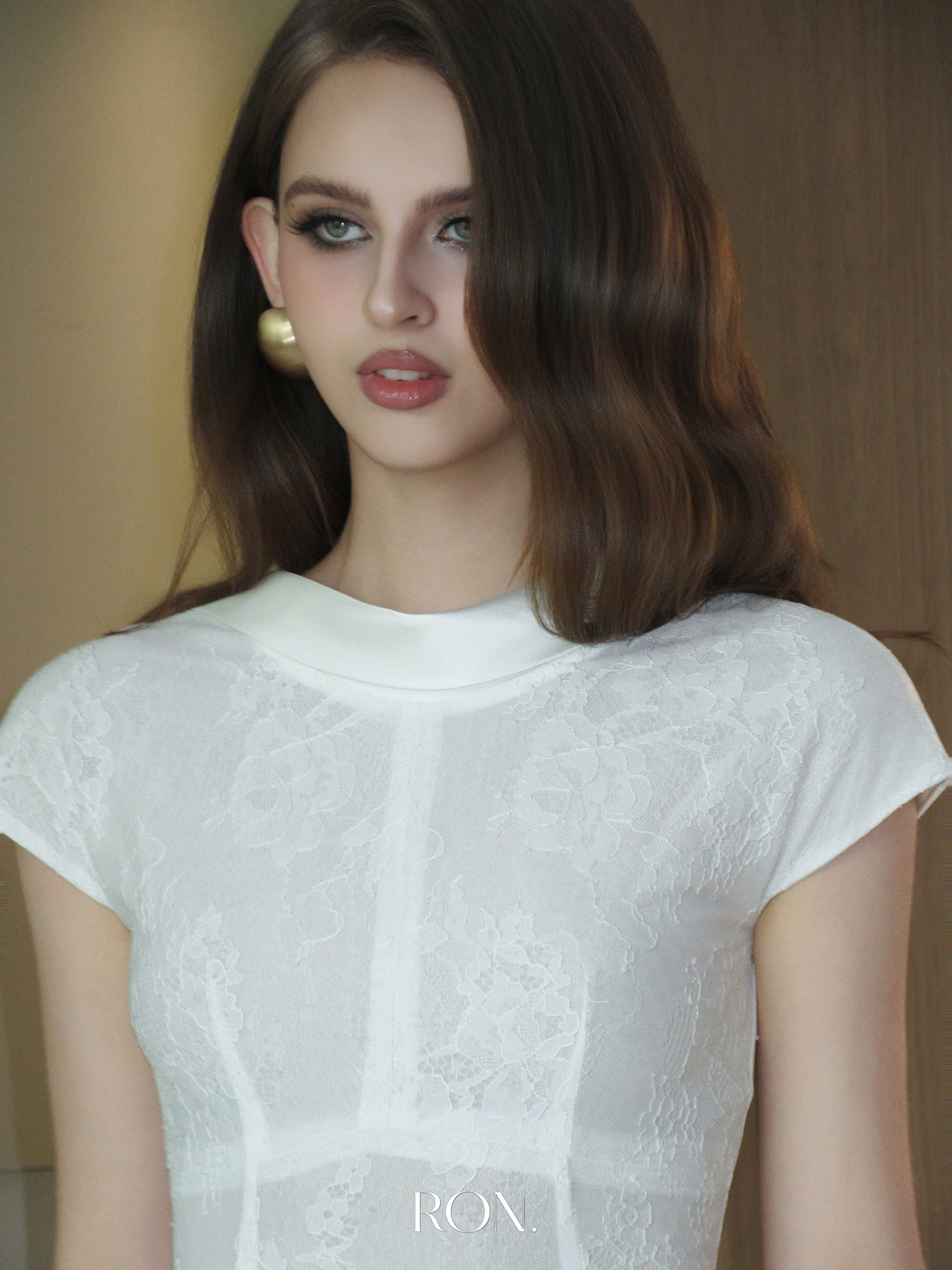 Đầm ren cổ giếng