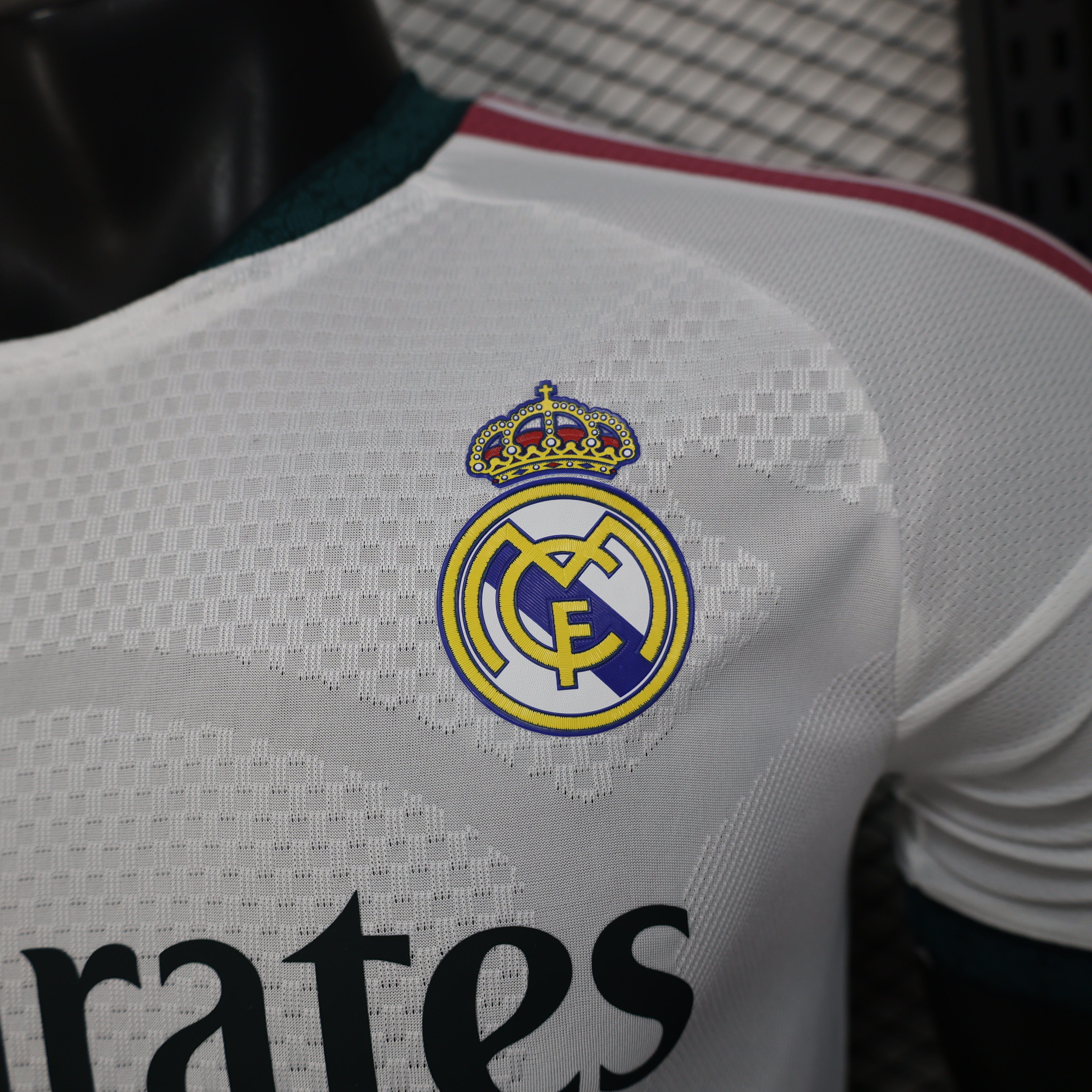 Real Madrid sân nhà bản player 26-27_thumbnail_3