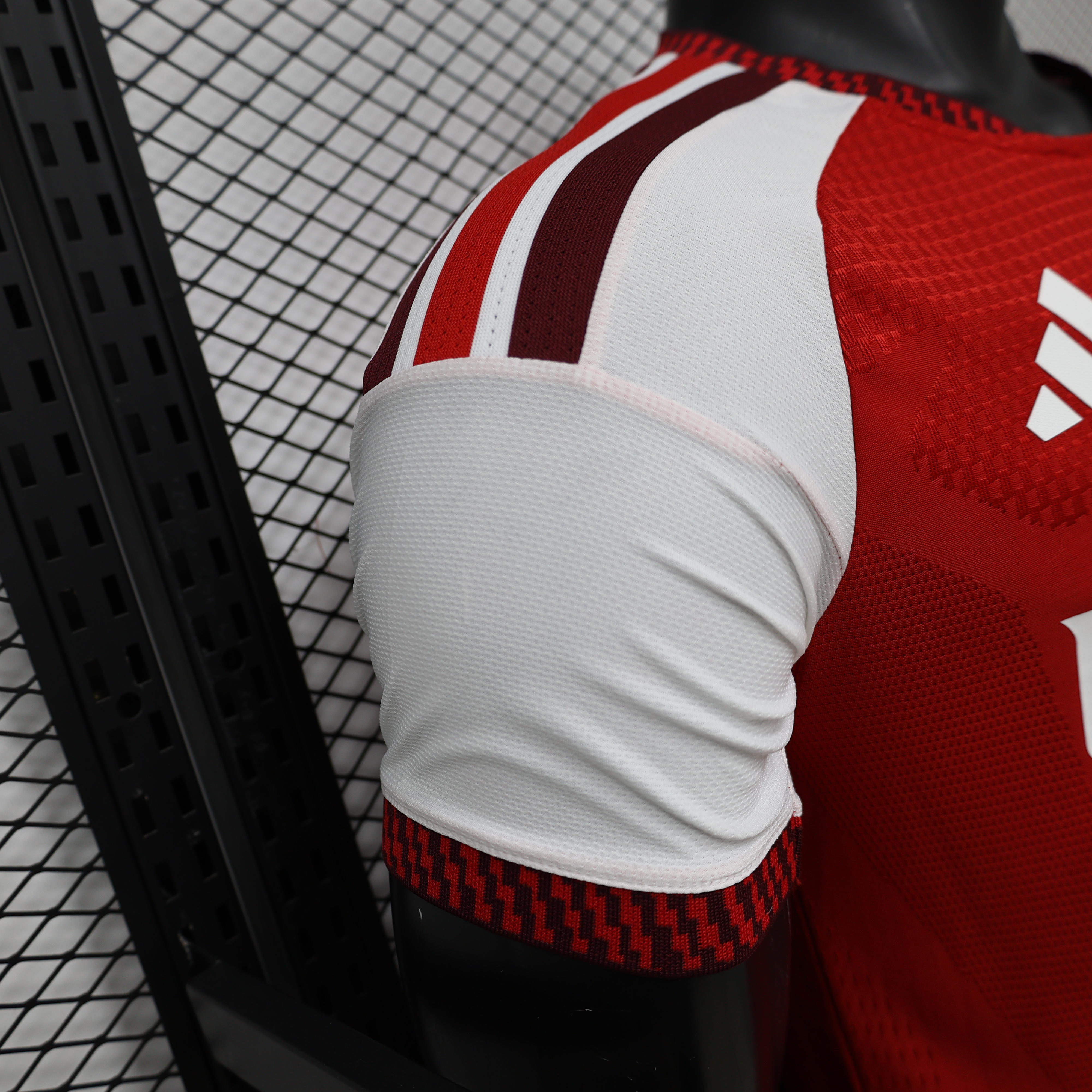 Arsenal sân nhà bản player 26-27_thumbnail_5