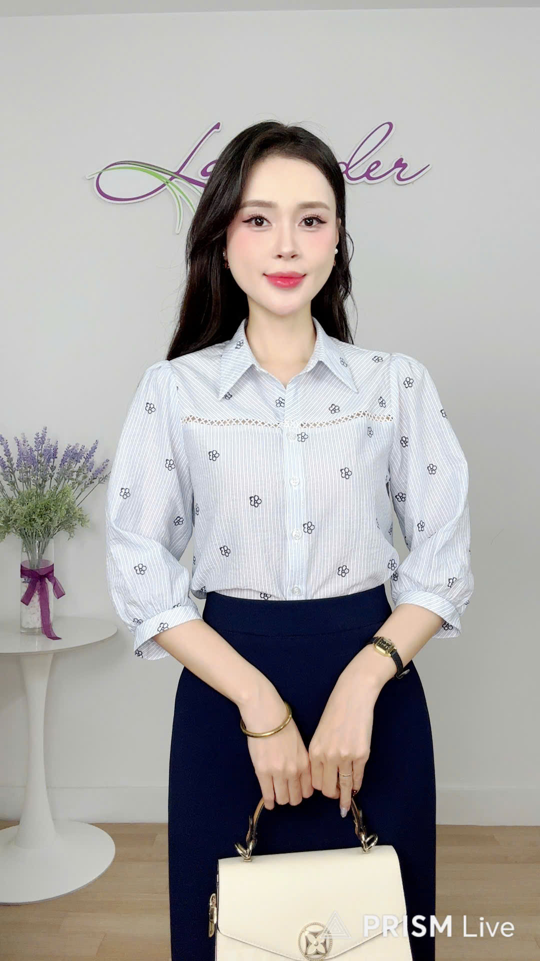 Áo sơ mi kẻ ren ngực A4282