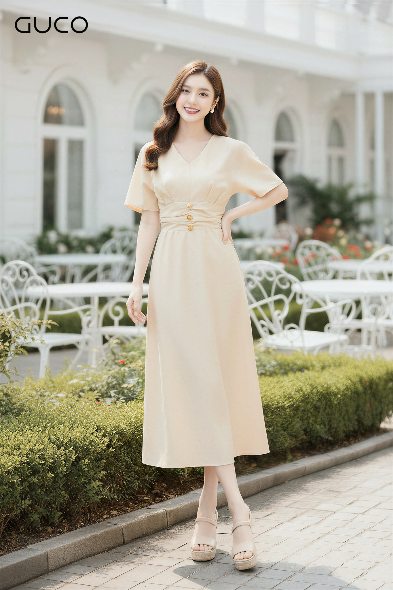 ĐẦM XÒE CỔ TIM NHÚN EO - KEM_thumbnail_1