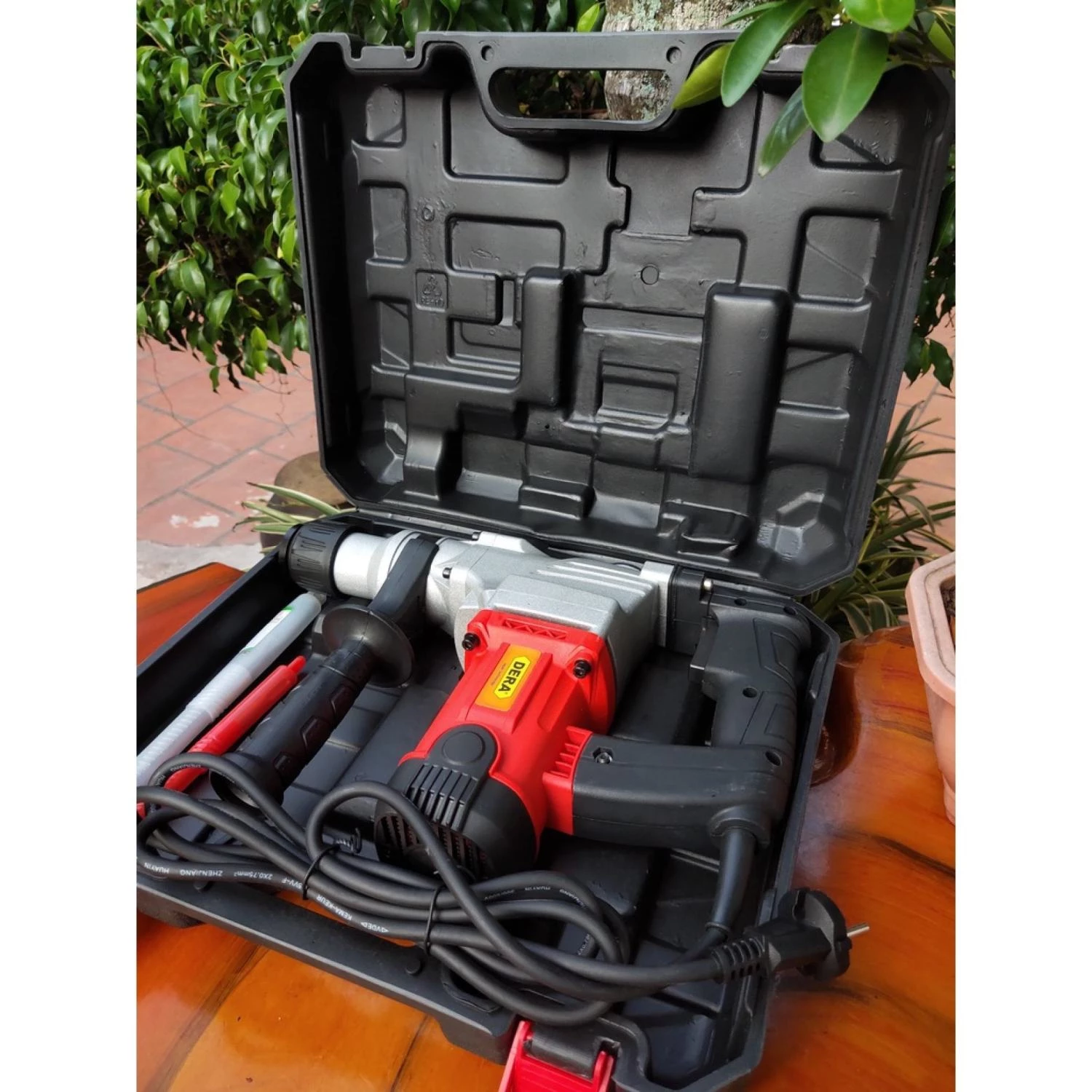Máy Khoan Đục Bê Tông DERA – Máy Khoan Búa 2 Chức Năng, Khoan Tường, Bê Tông, Gạch Đá