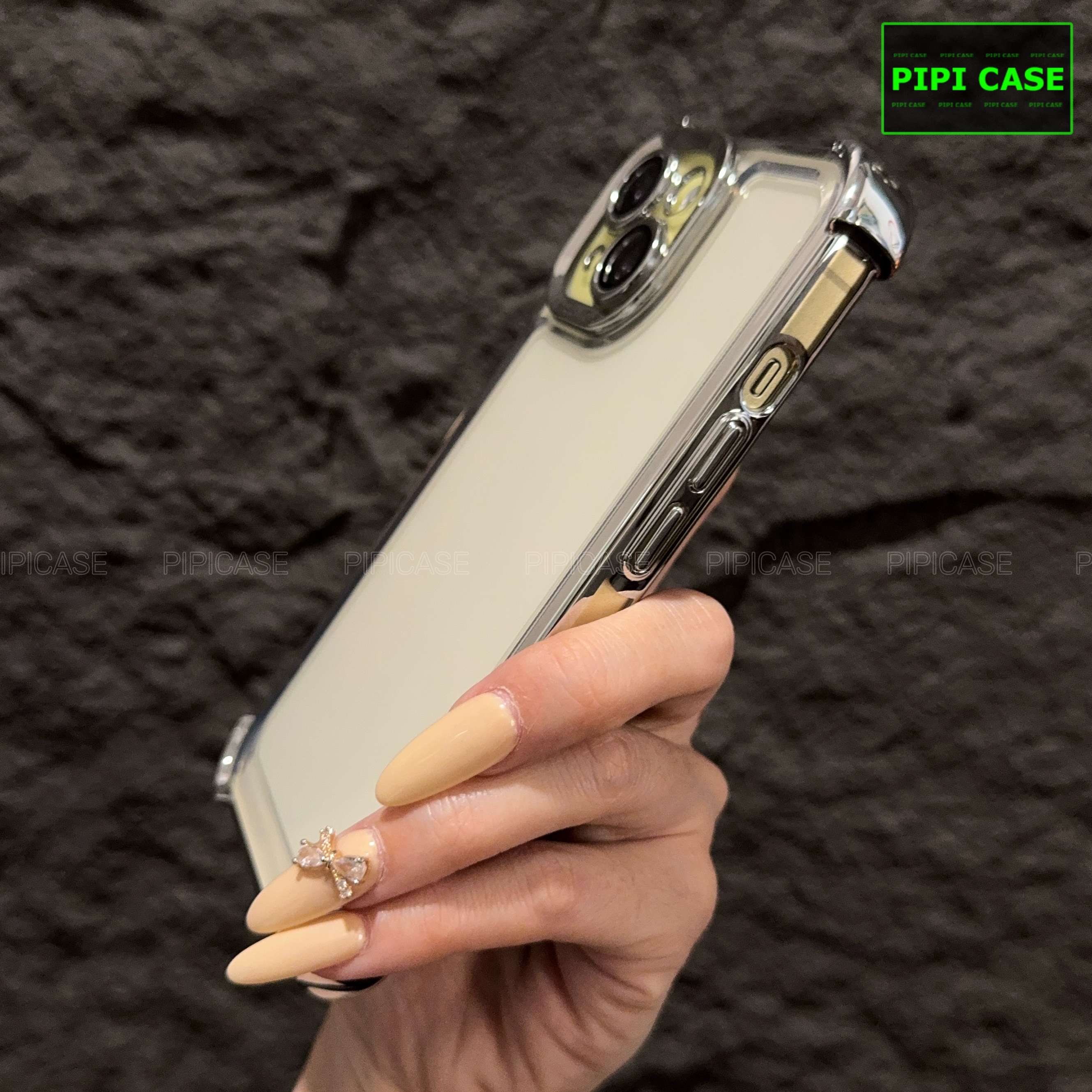 Ốp Lưng iPhone 15 - Gu - Bạc_thumbnail_3