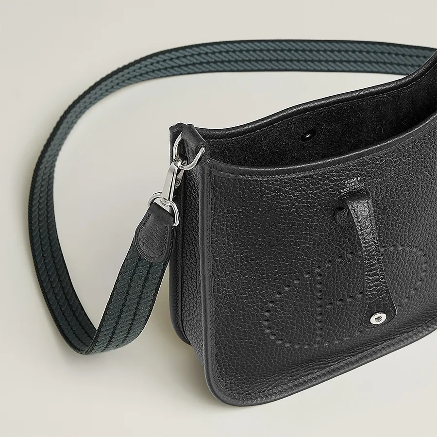 Hermès Evelyne 16 Crossbody_thumbnail_3