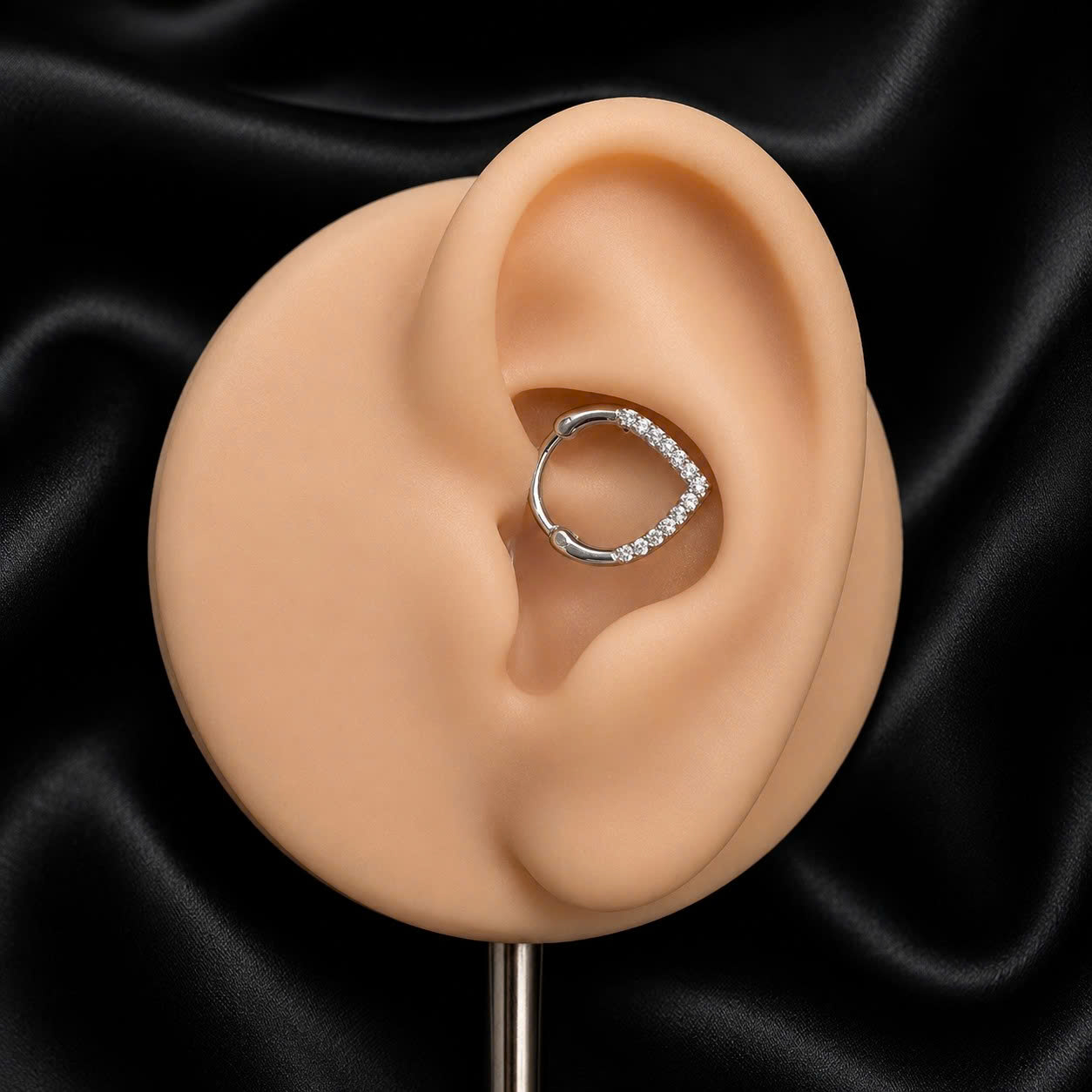 Daith kiểu giọt nước kim cương 10mm_thumbnail_3