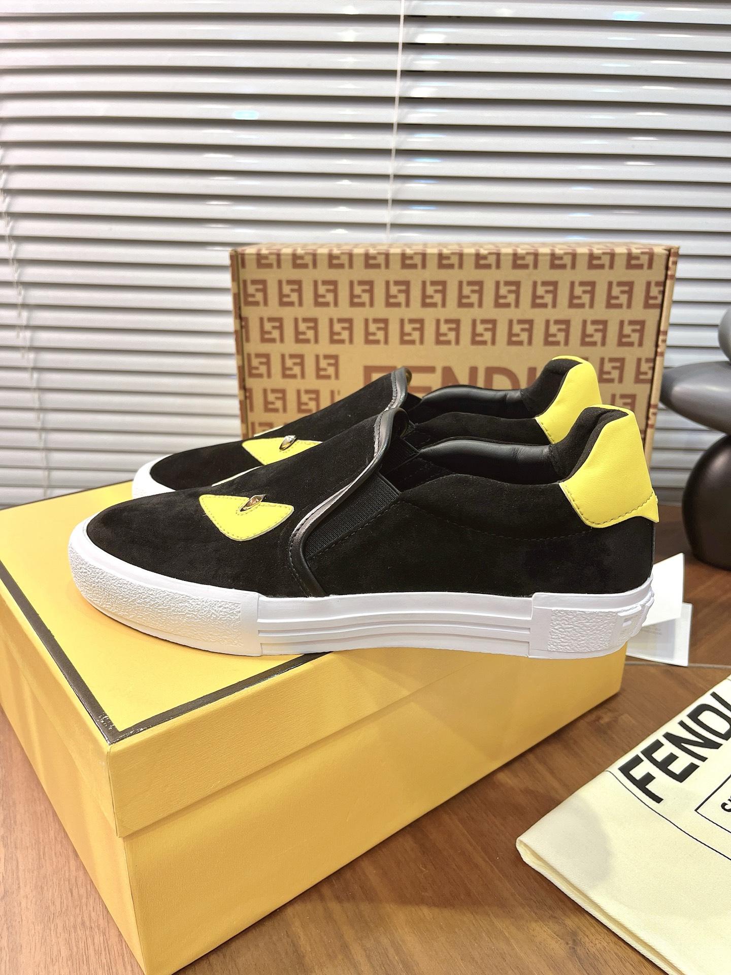Giày Slipon Fendi_thumbnail_6