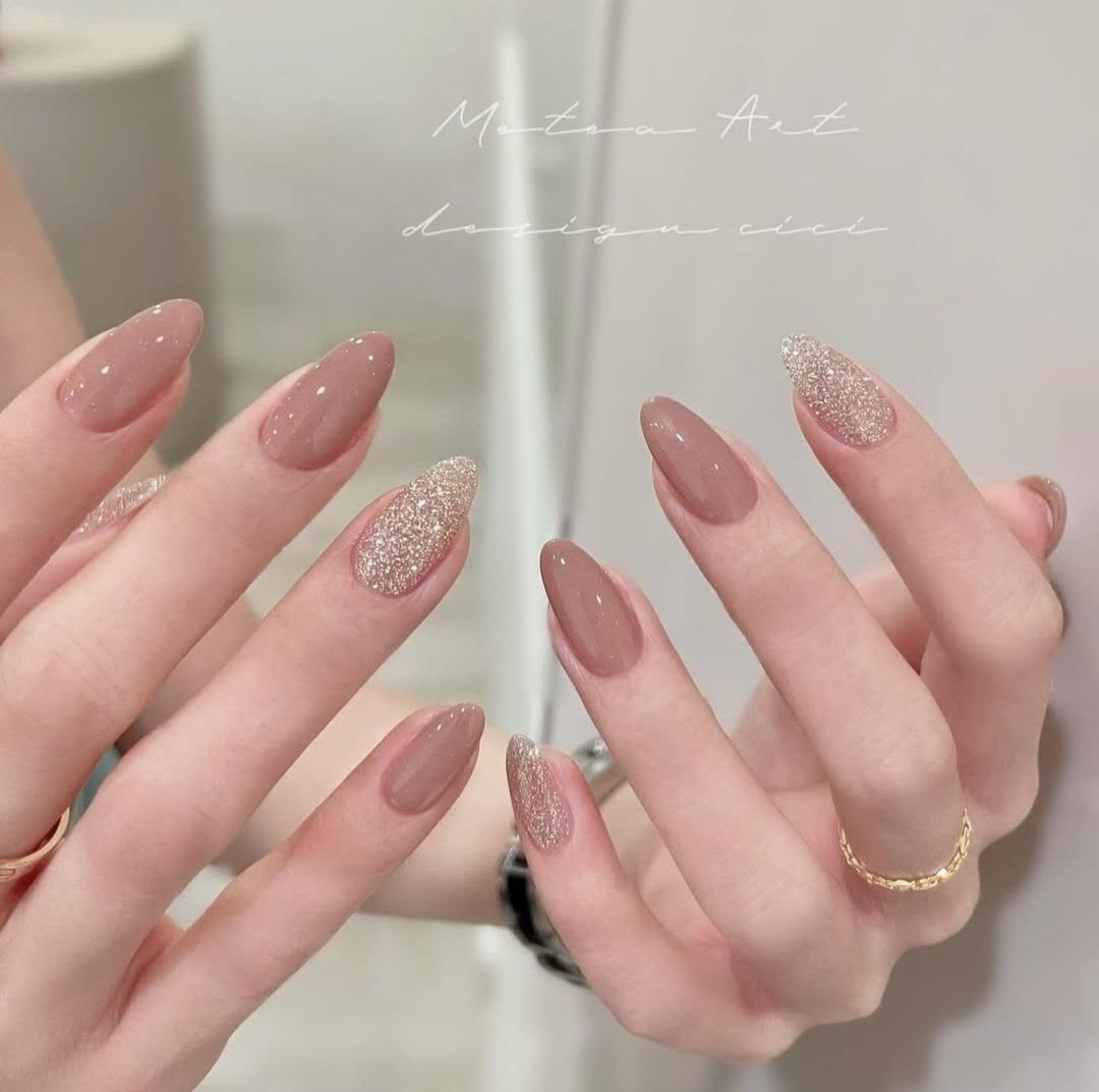 Từ nail mùa Hạ sang nail mùa Thu nên đổi màu như thế nào?