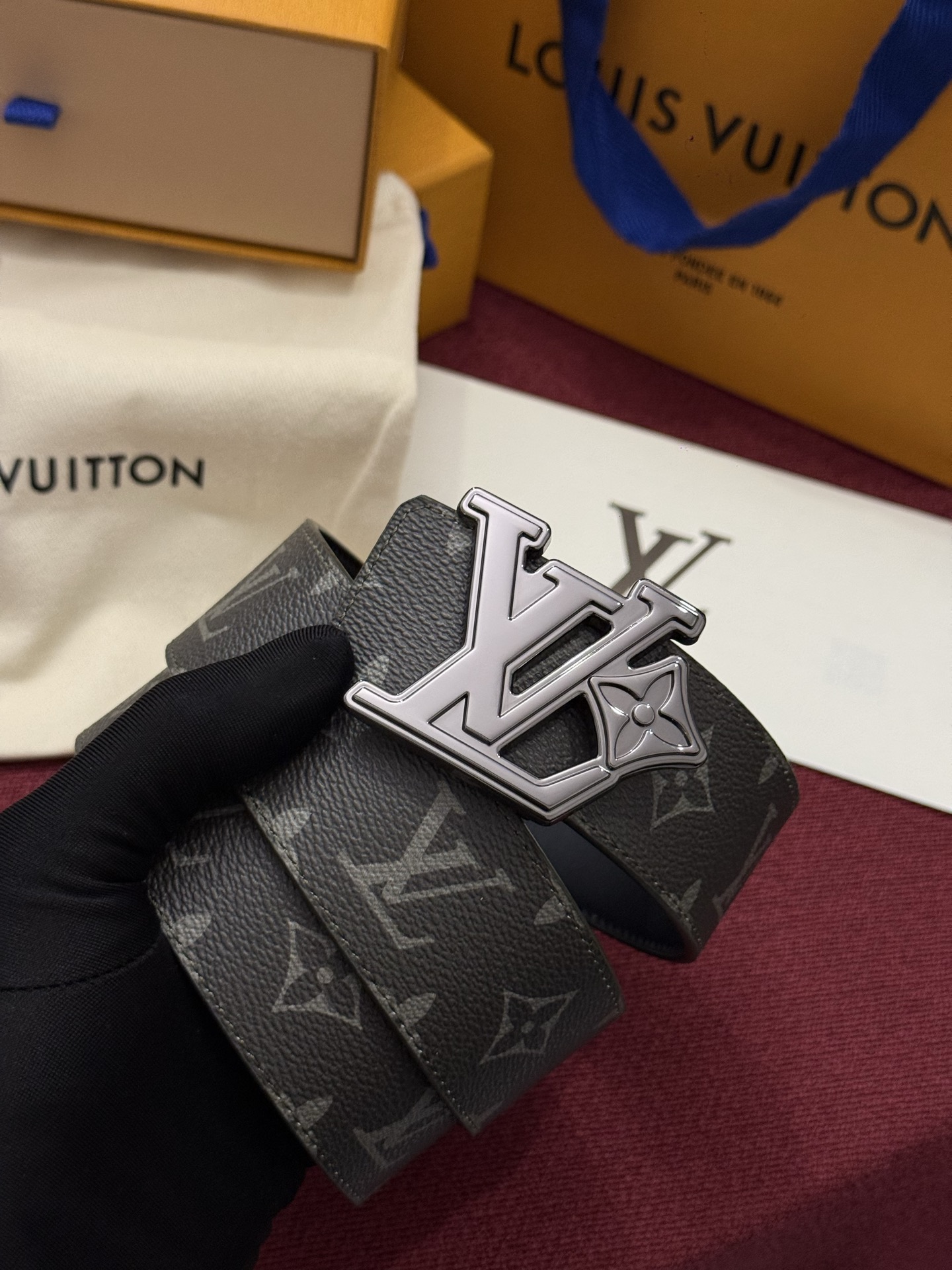 Belt LV