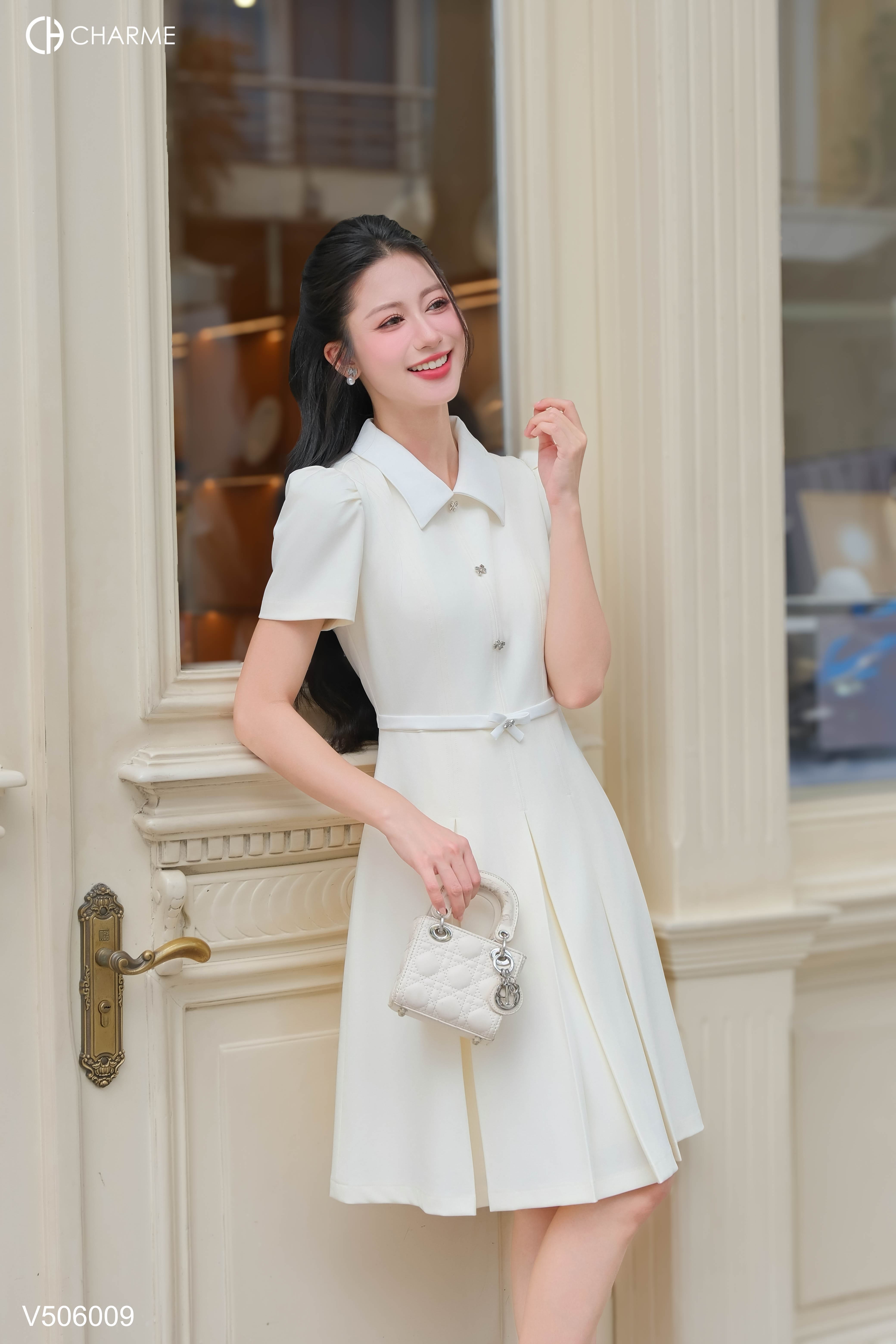 Váy liền phối cổ V nơ eo 506009