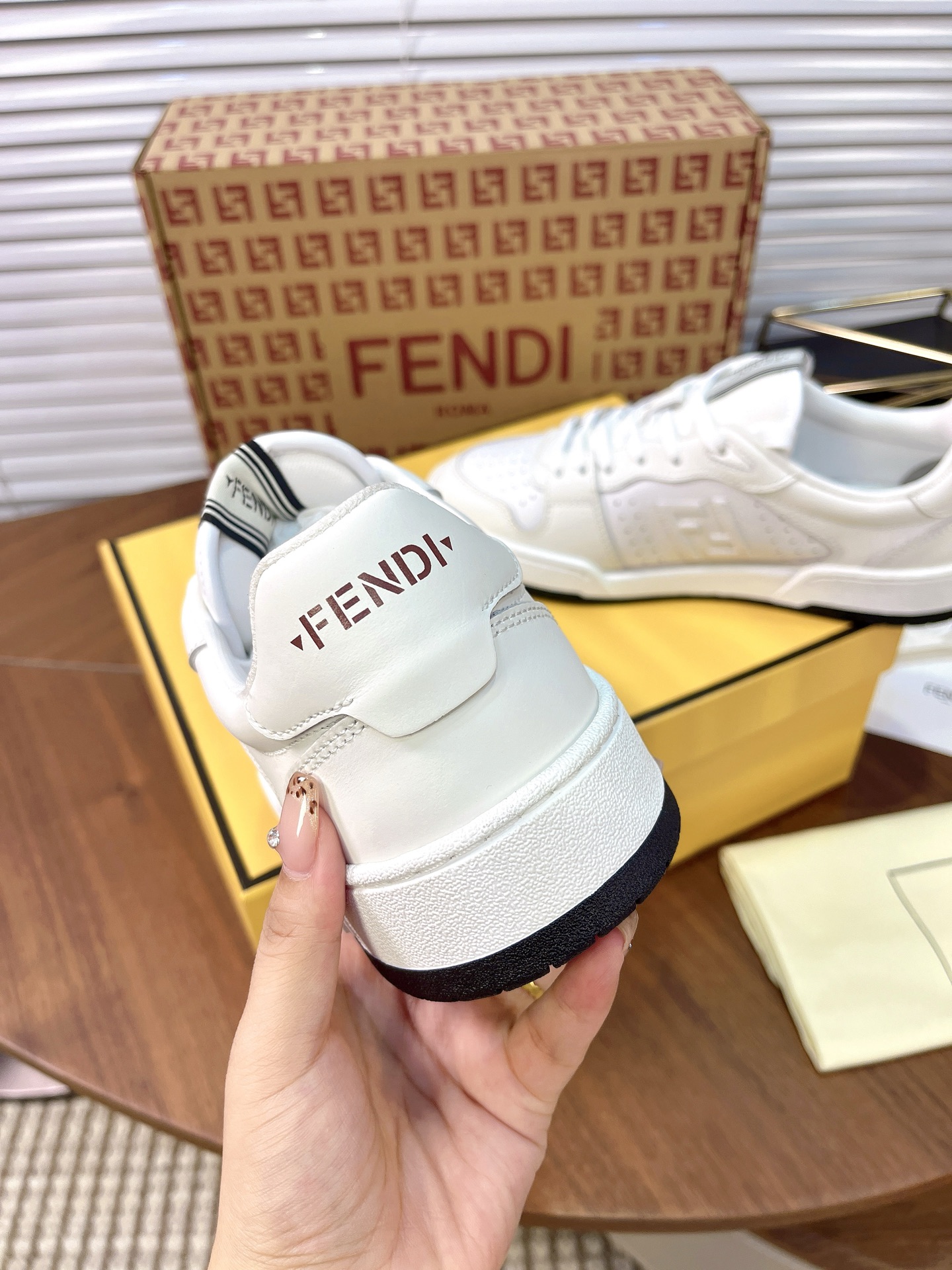 Giày Fendi_thumbnail_5