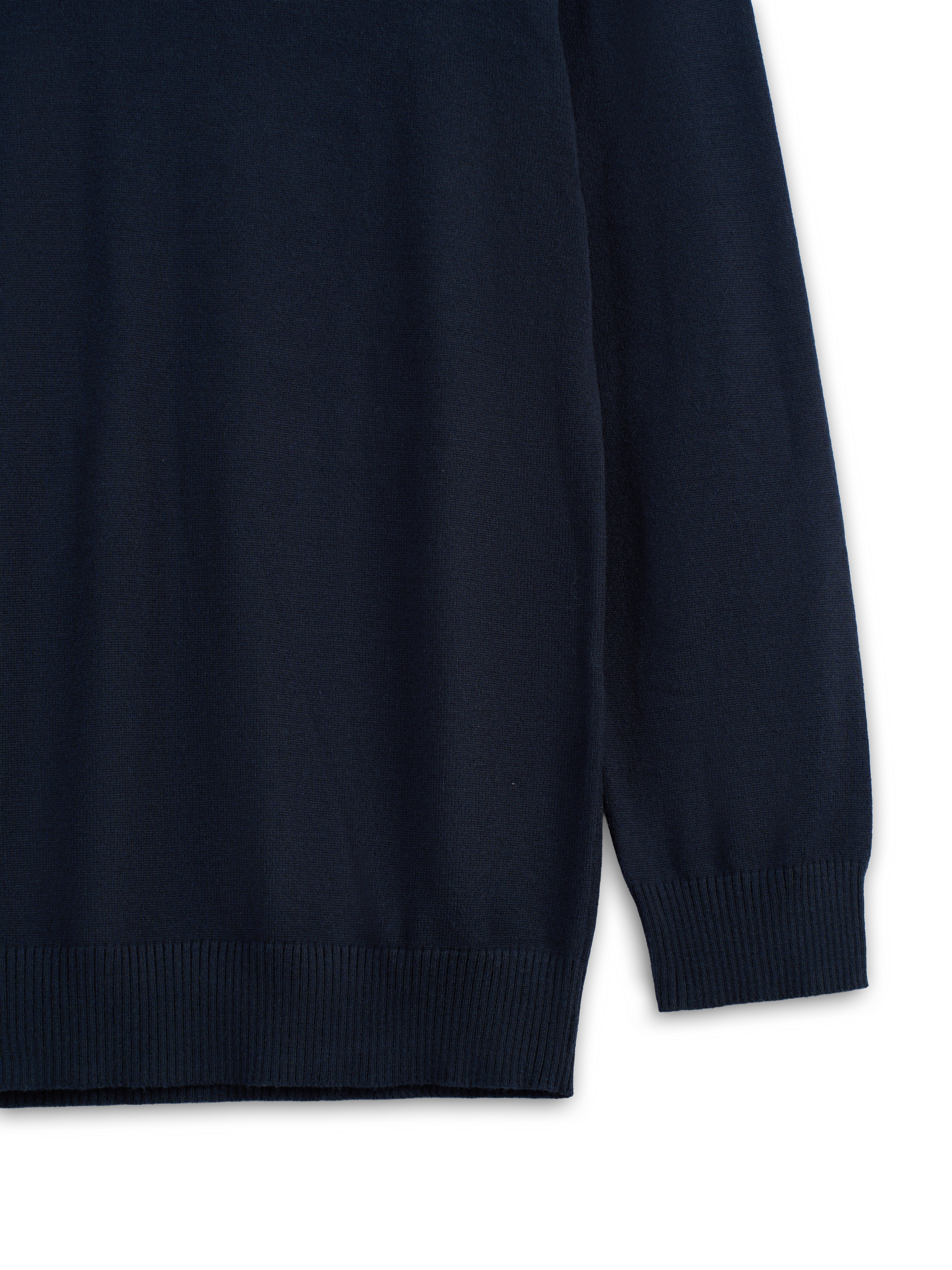 Áo Len Dài Tay Cổ V Andy Sợi Rayon Form Regular_thumbnail_2