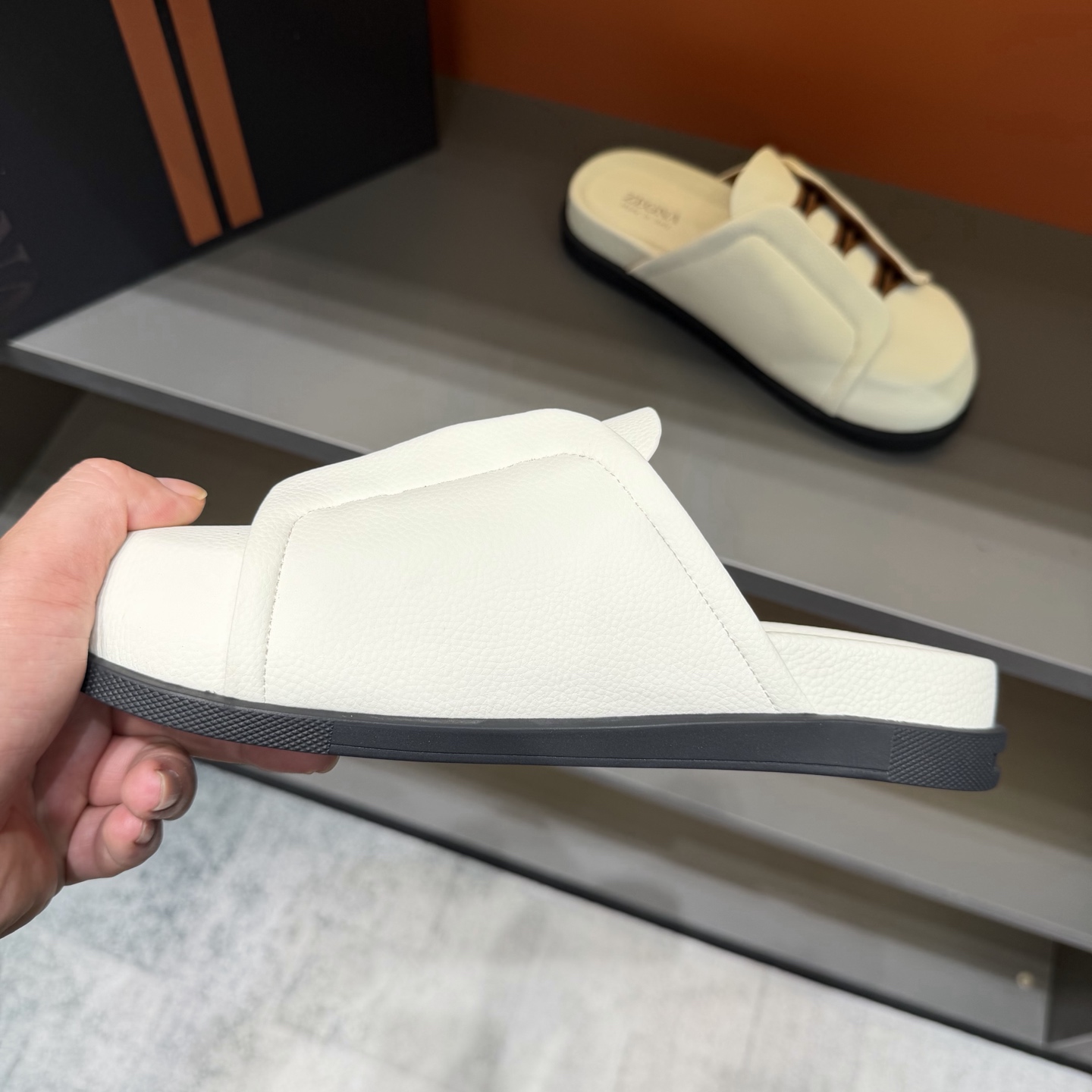 Sục Zegna_thumbnail_6