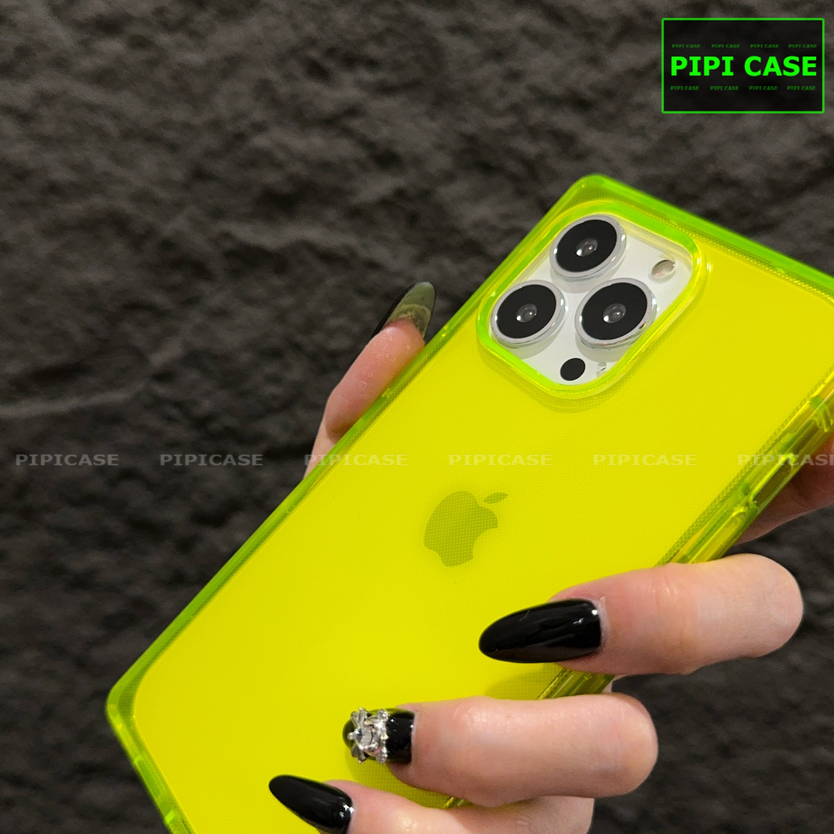 Ốp Lưng iPhone 12 Pro - Layla - Vàng Dạ Quang_thumbnail_9