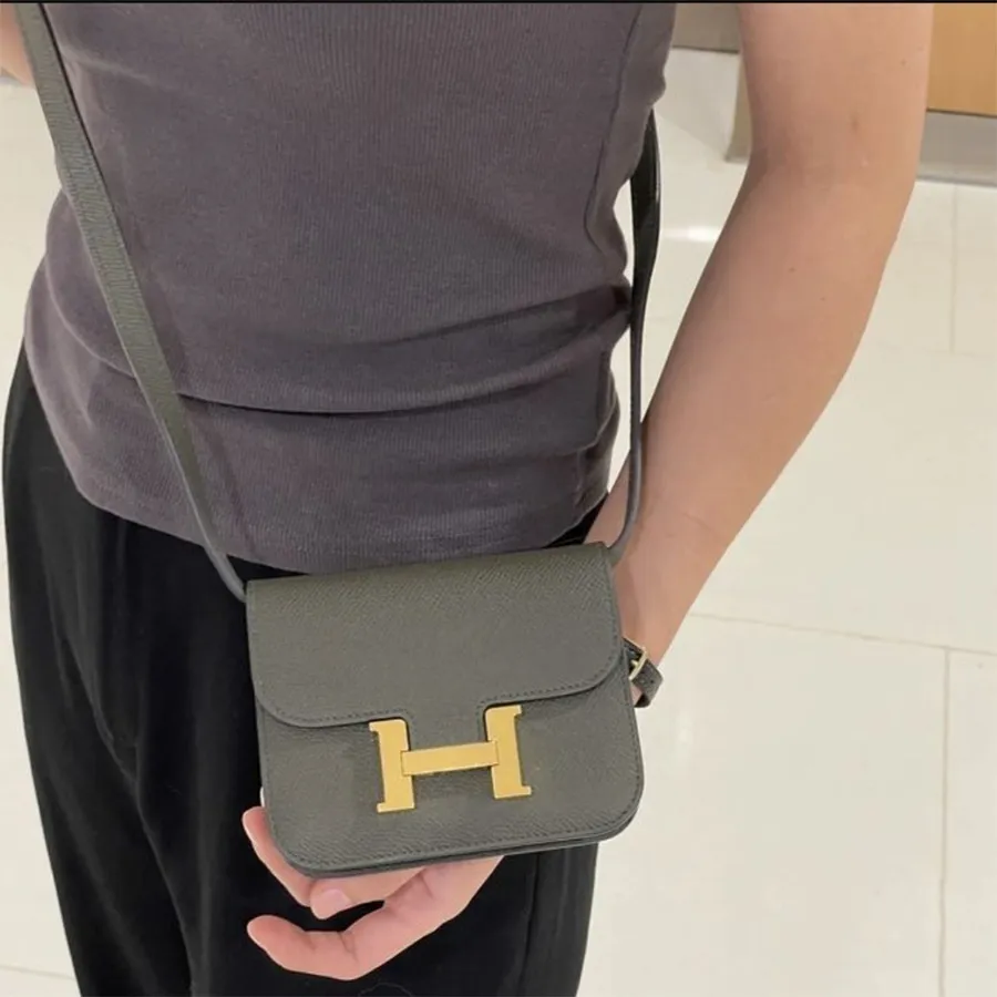 Hermès Constance