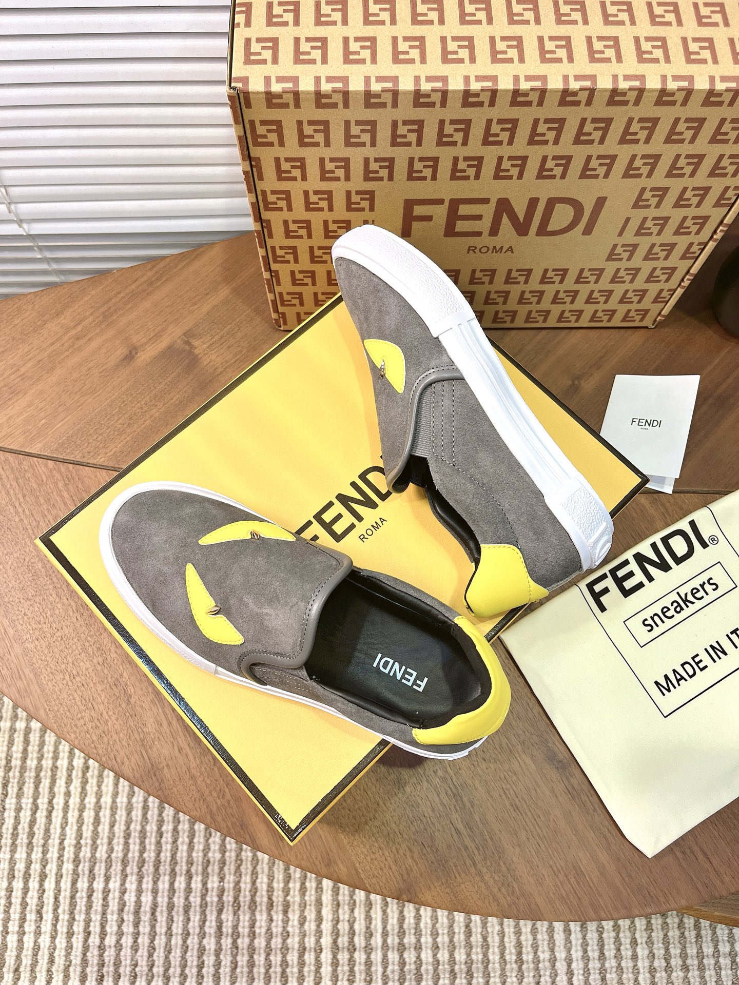 Giày Slipon Fendi_thumbnail_3