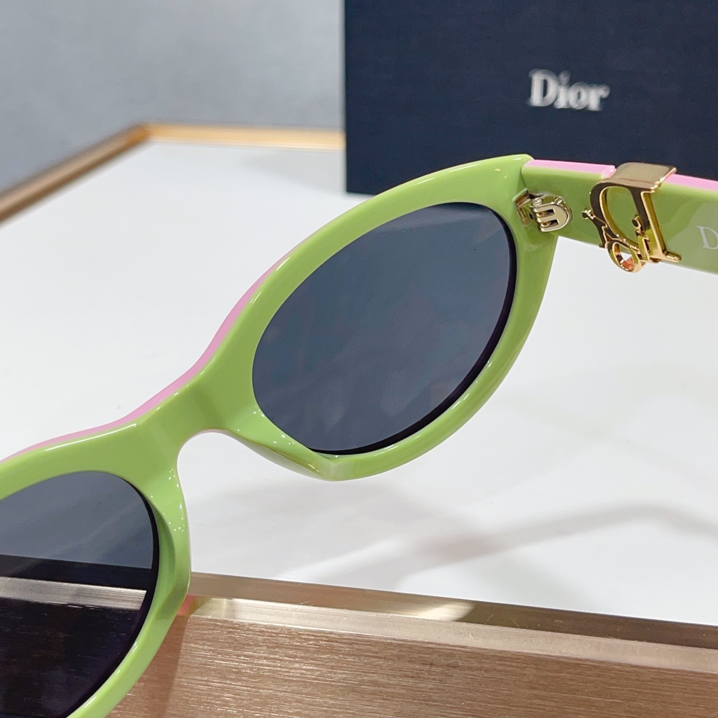 Kính dior_thumbnail_4