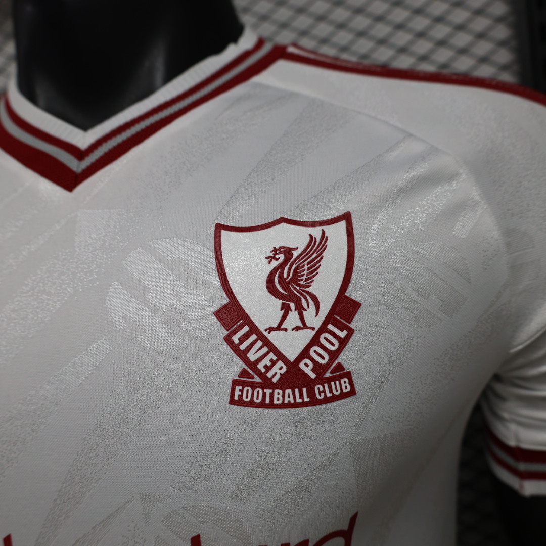 Liverpool sân khách bản player 26-27_thumbnail_4