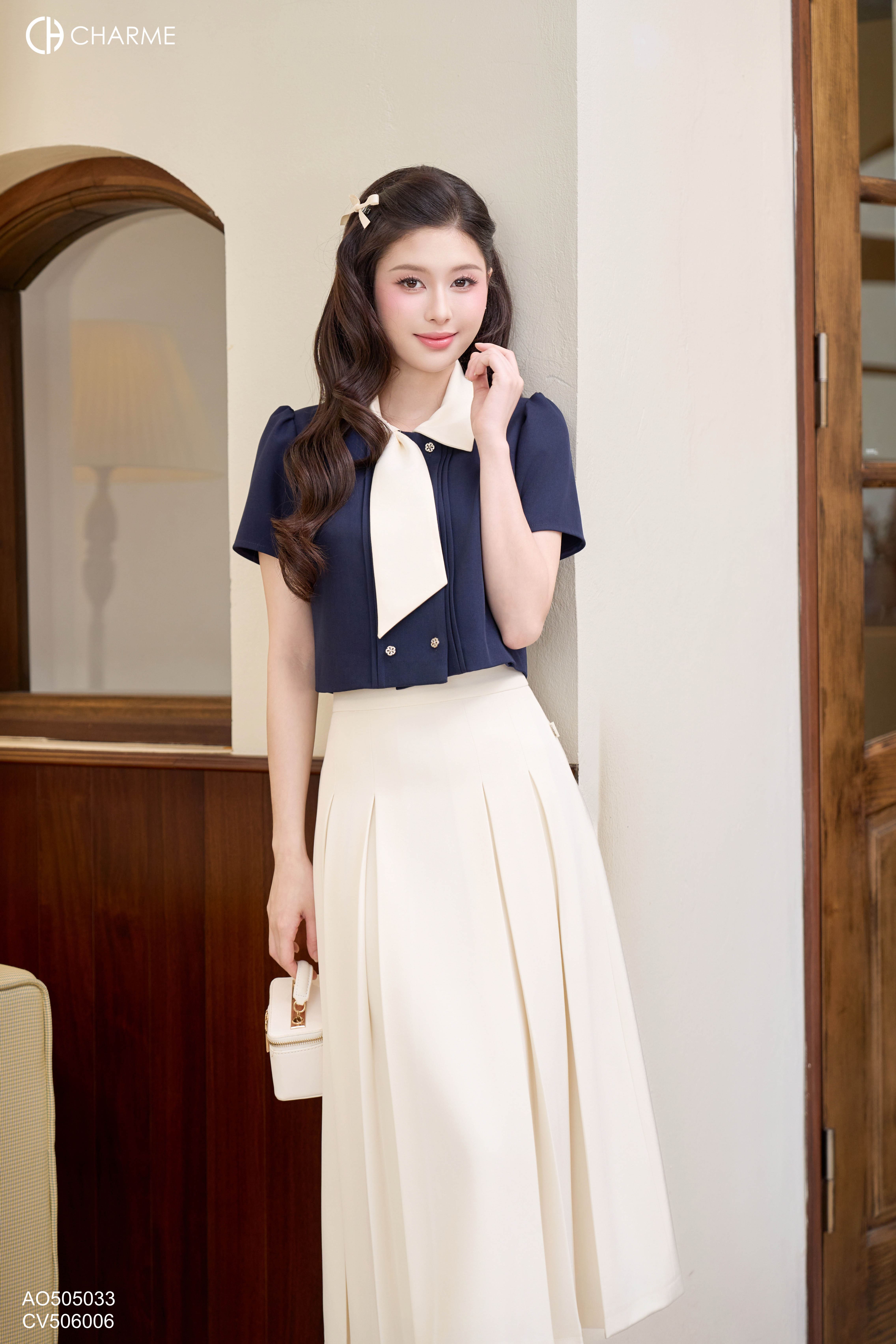 Áo dáng lửng 2 hàng khuy phối cổ 505033_thumbnail_3