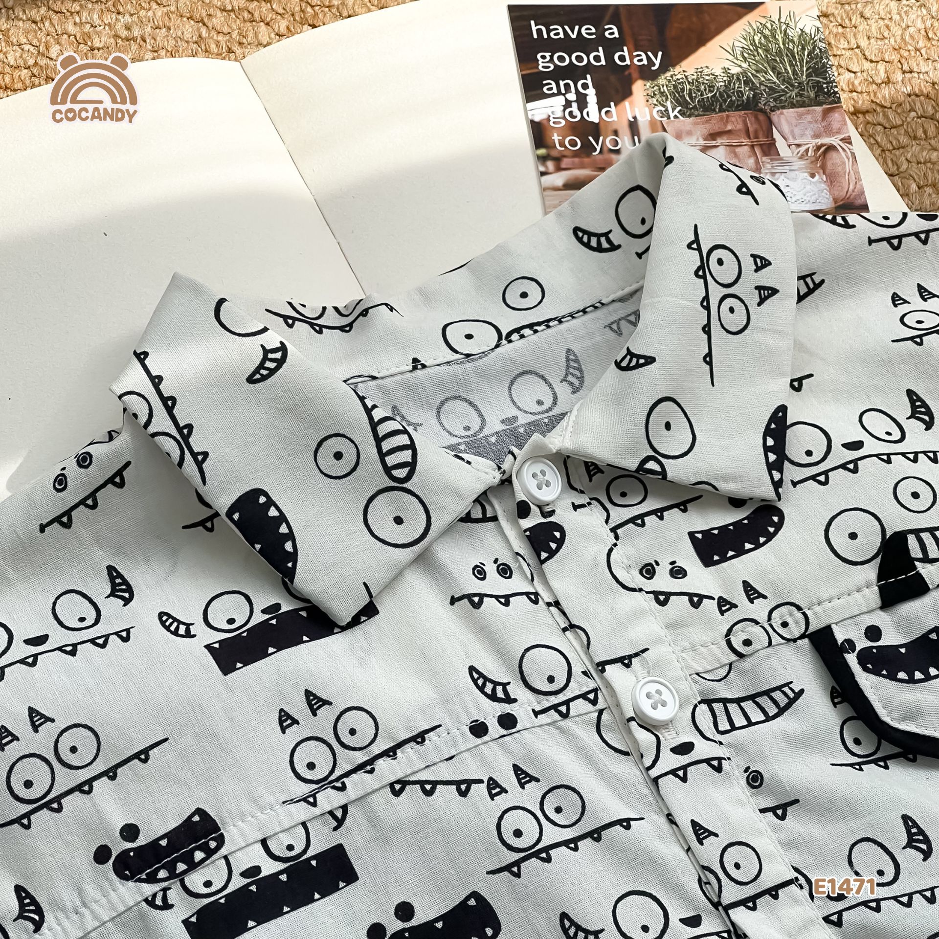 Áo cộc sơ mi BE họa tiết icon phối túi kiểu cute_thumbnail_9