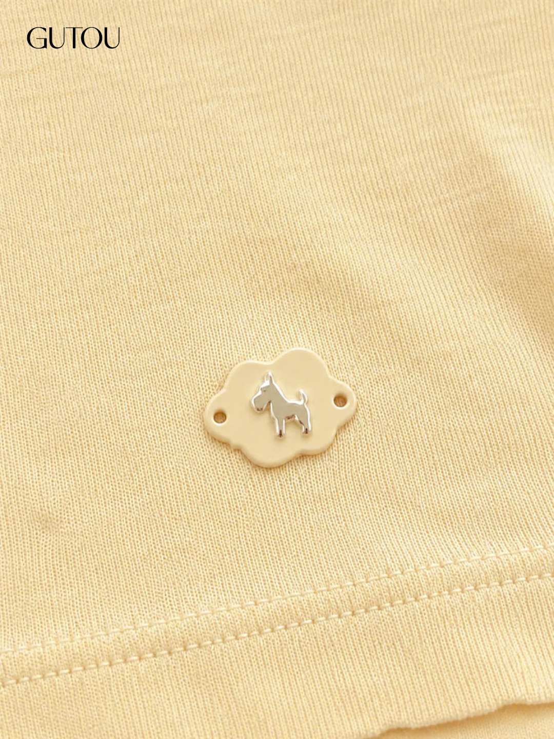 [ GUTOU ] Áo Thun Ôm Body Cổ Tròn Viền Ren Phối Charm Mini_thumbnail_3