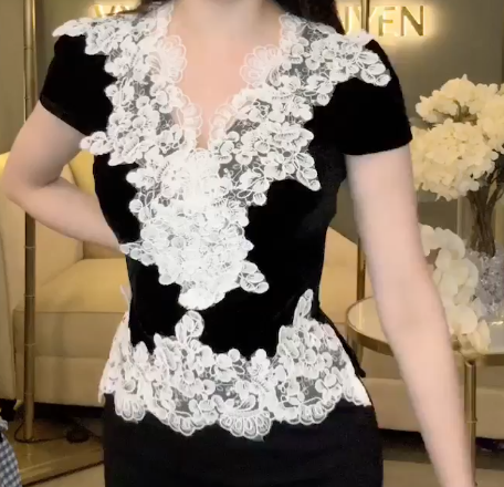 Áo Phối Viền Ren Tay Cộc