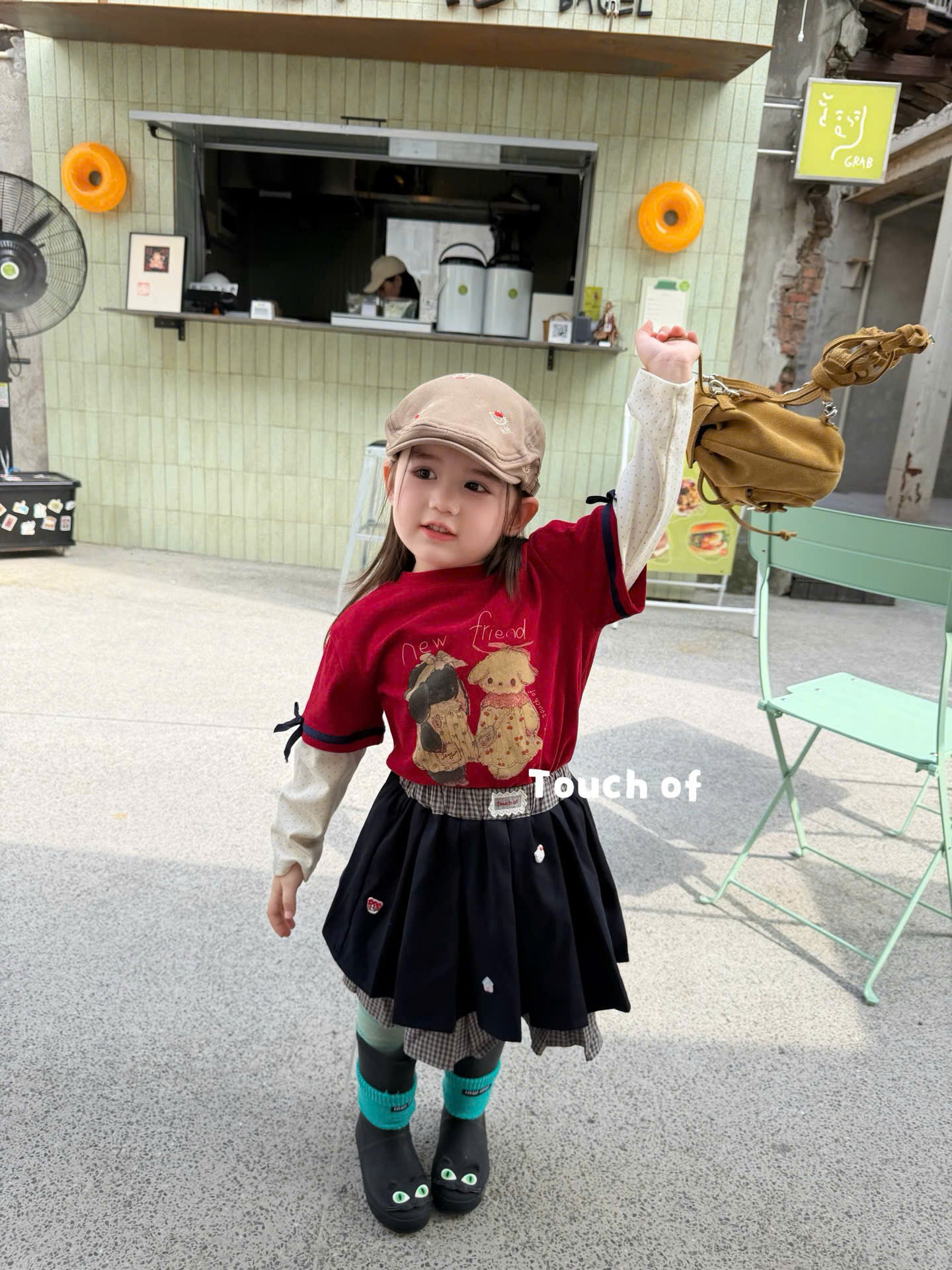 TF03 - Áo thun đỏ tay nối họa tiết đáng yêu Touch Of