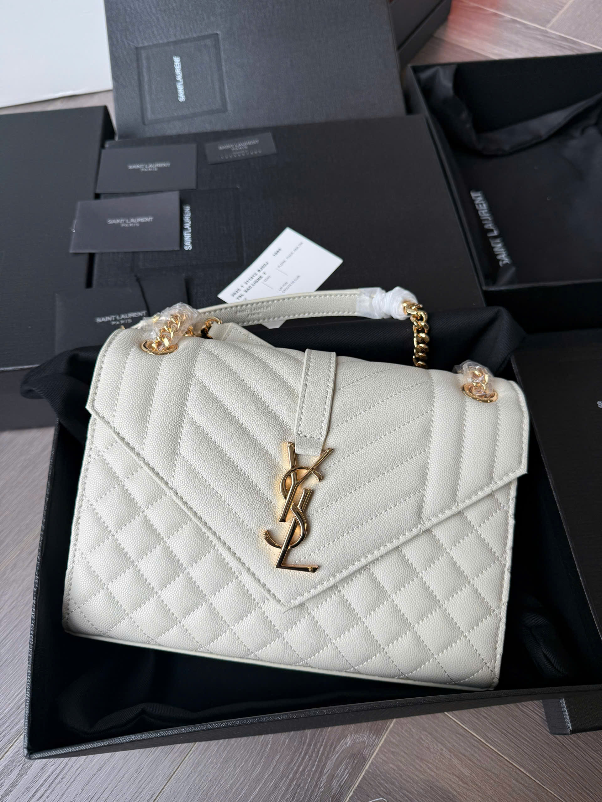 SAINT LAURENT NB_thumbnail_4