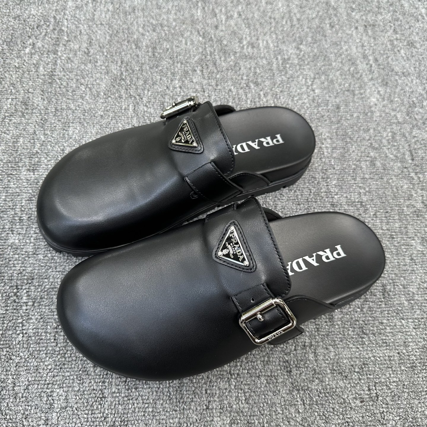Sục PRADA_thumbnail_2