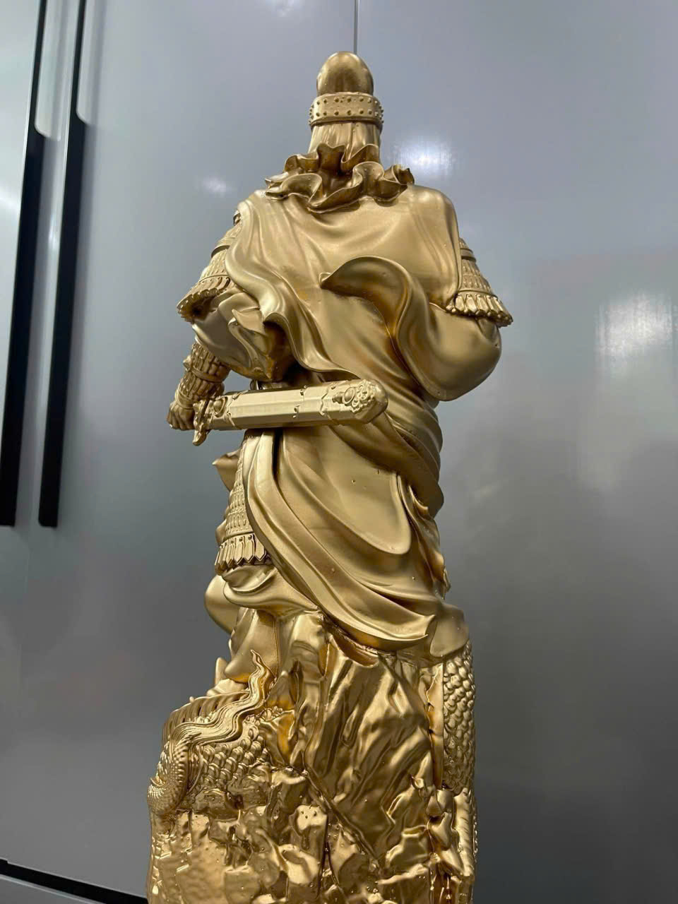 Tượng Hưng Đạo Đại Vương Màu Vàng KT 52 cm_thumbnail_4