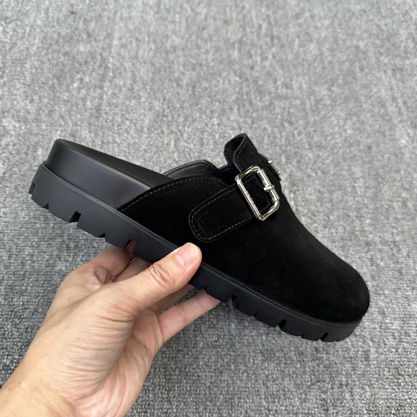 Sục PRADA_thumbnail_8