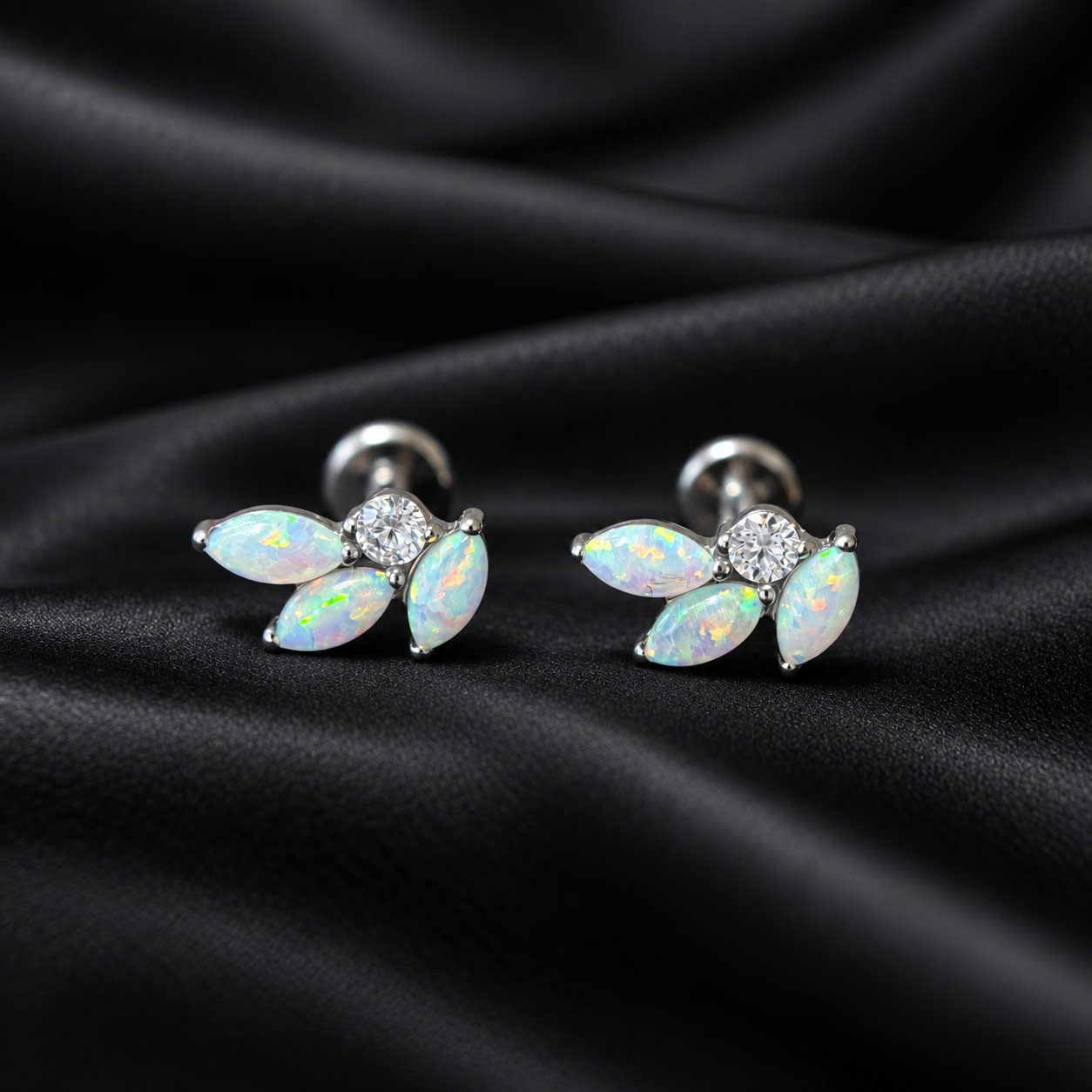 Khuyên kiểu titan 3 lá opal._thumbnail_1